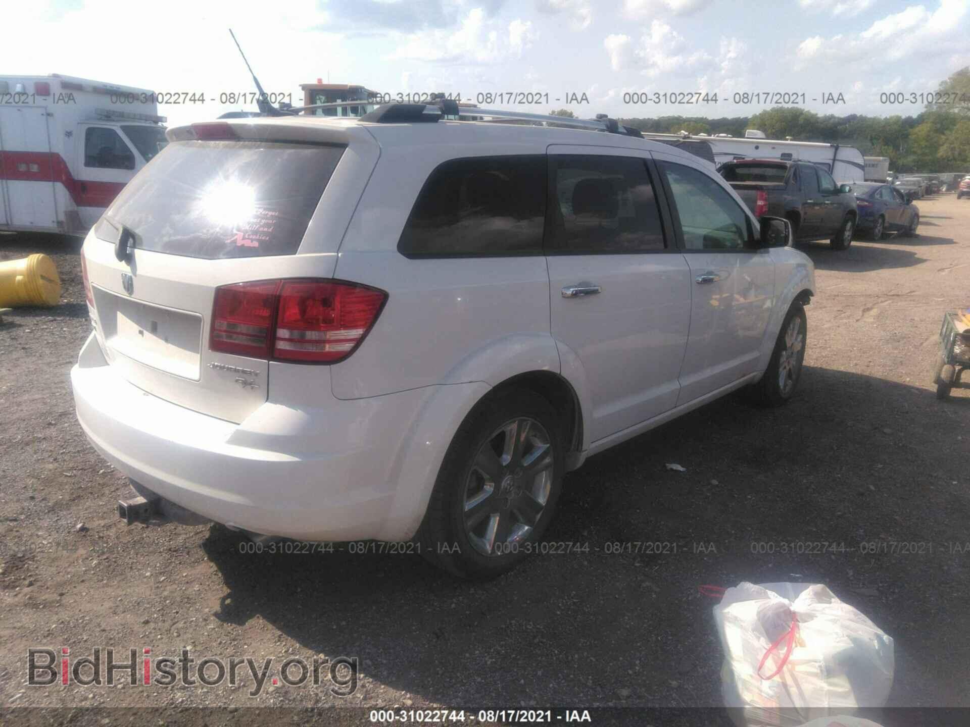 2010 DODGE JOURNEY - VIN: 3D4PH6FV6AT155298 - Photo 4
