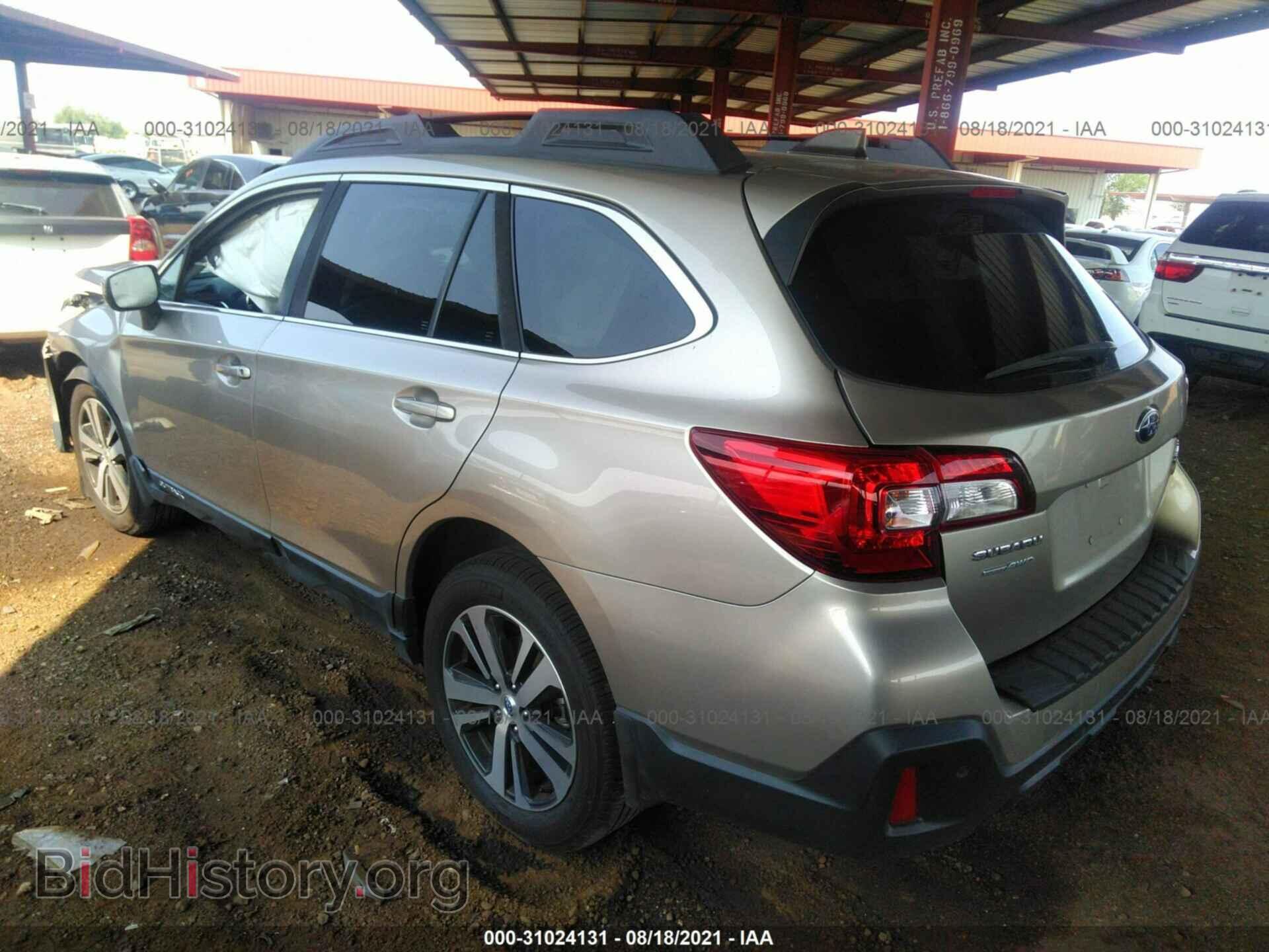 2018 SUBARU OUTBACK - VIN: 4S4BSANC5J3318980 - Фото 3