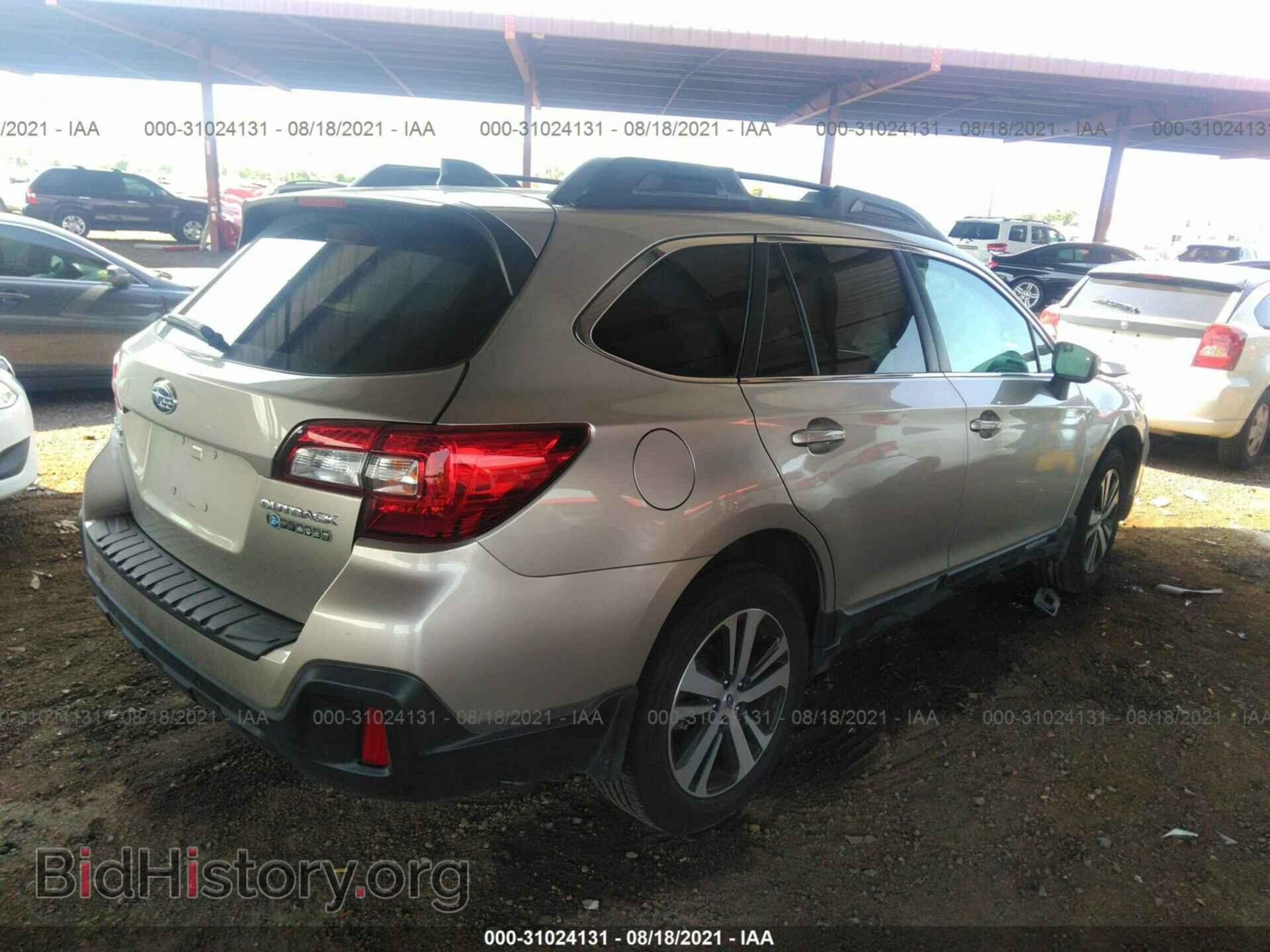 2018 SUBARU OUTBACK - VIN: 4S4BSANC5J3318980 - Фото 4