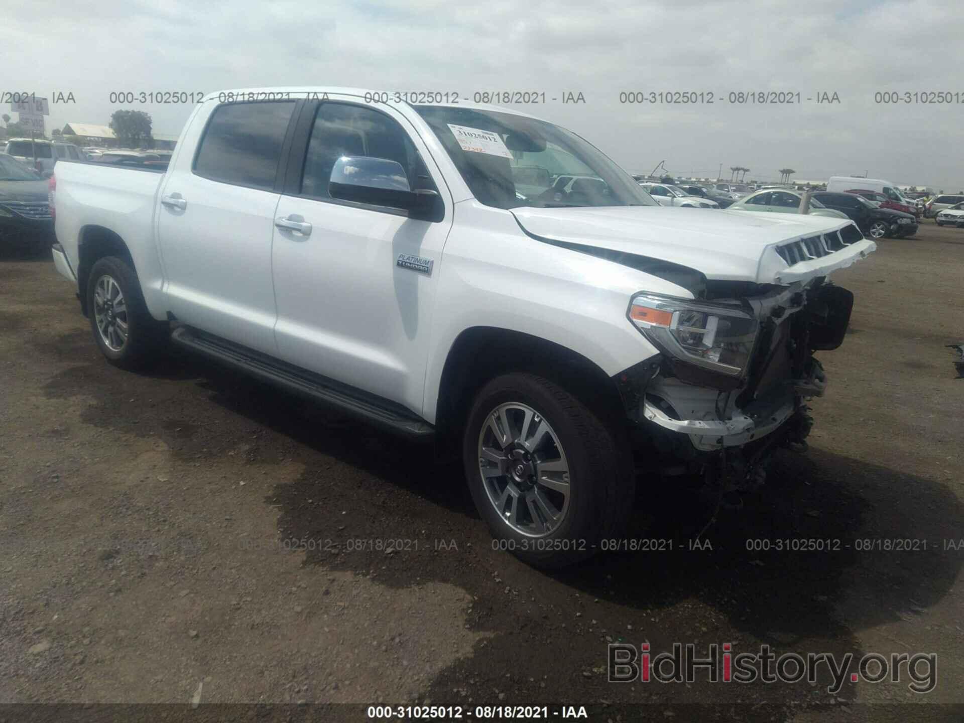 Photo 5TFAY5F1XLX909028 - TOYOTA TUNDRA 4WD 2020