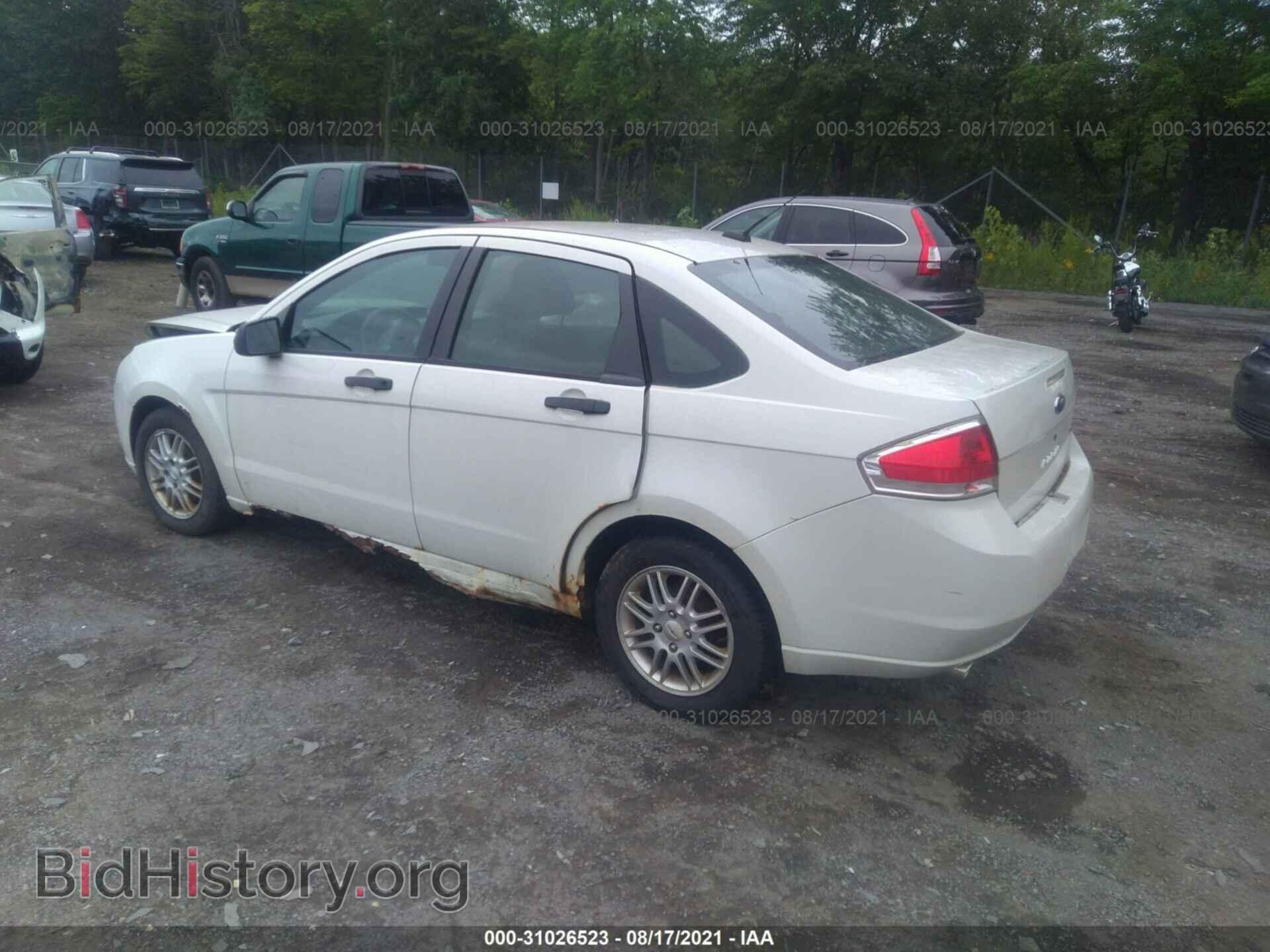 2009 FORD FOCUS - VIN: 1FAHP35NX9W190071 - Фото 3