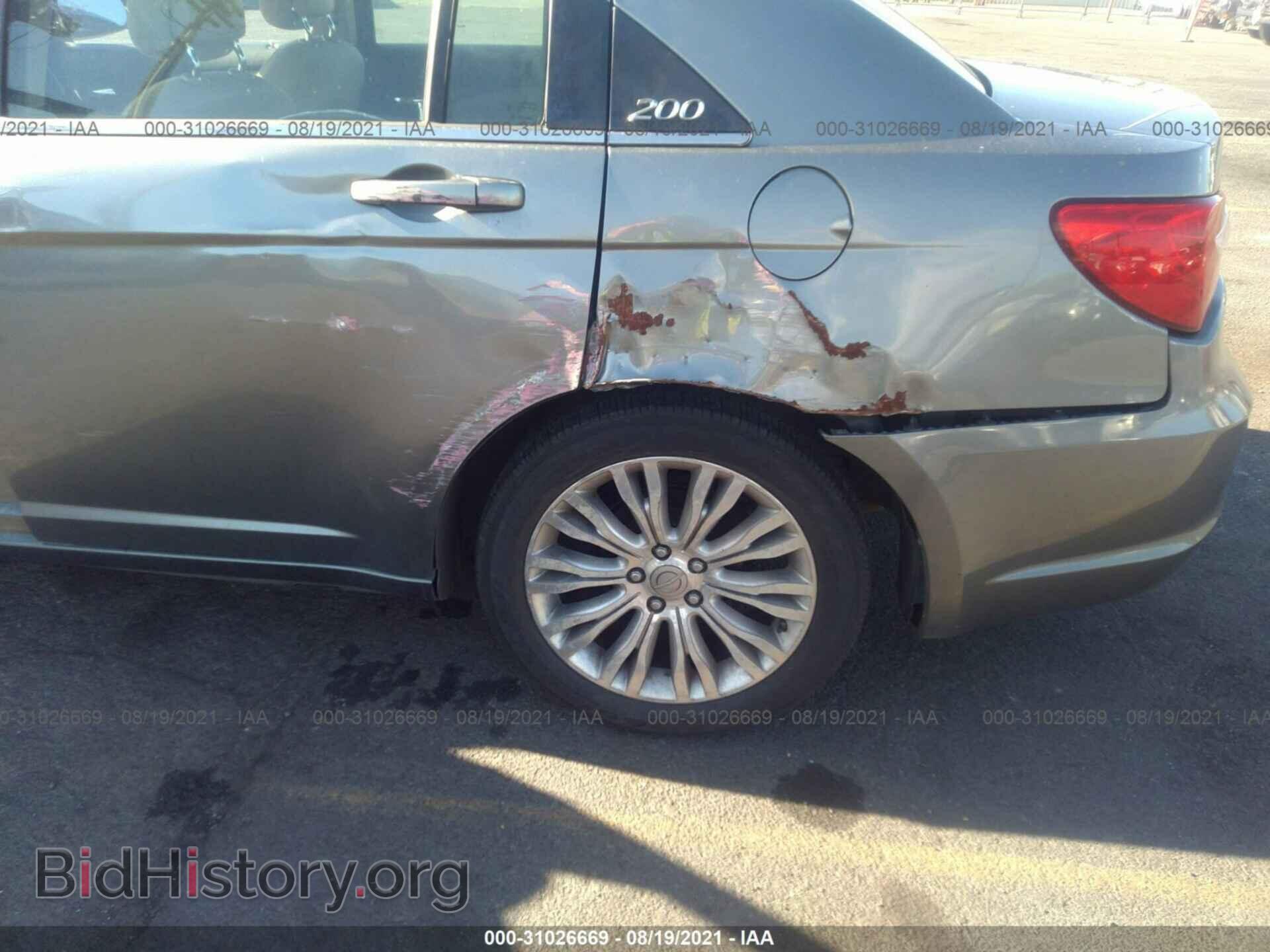 2012 CHRYSLER 200 - VIN: 1C3CCBAB2CN134827 - Photo 6