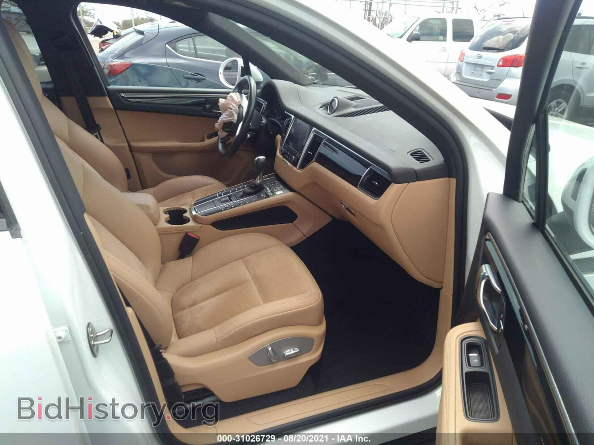 2017 PORSCHE MACAN - VIN: WP1AA2A5XHLB04091 - Photo 5