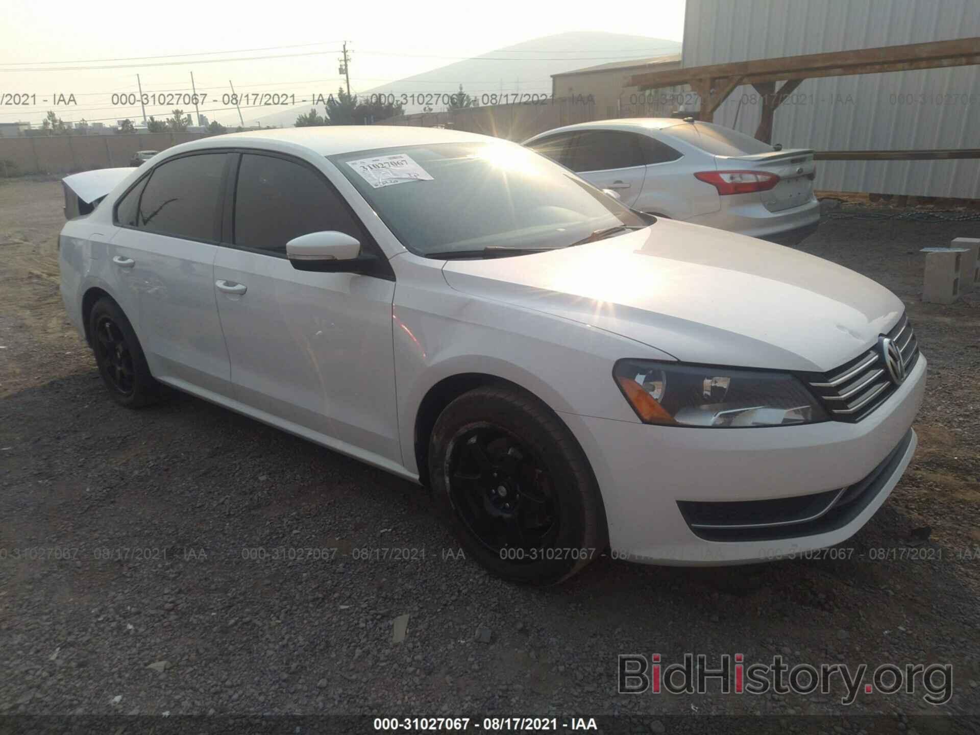 Photo 1VWAT7A35EC117640 - VOLKSWAGEN PASSAT 2014