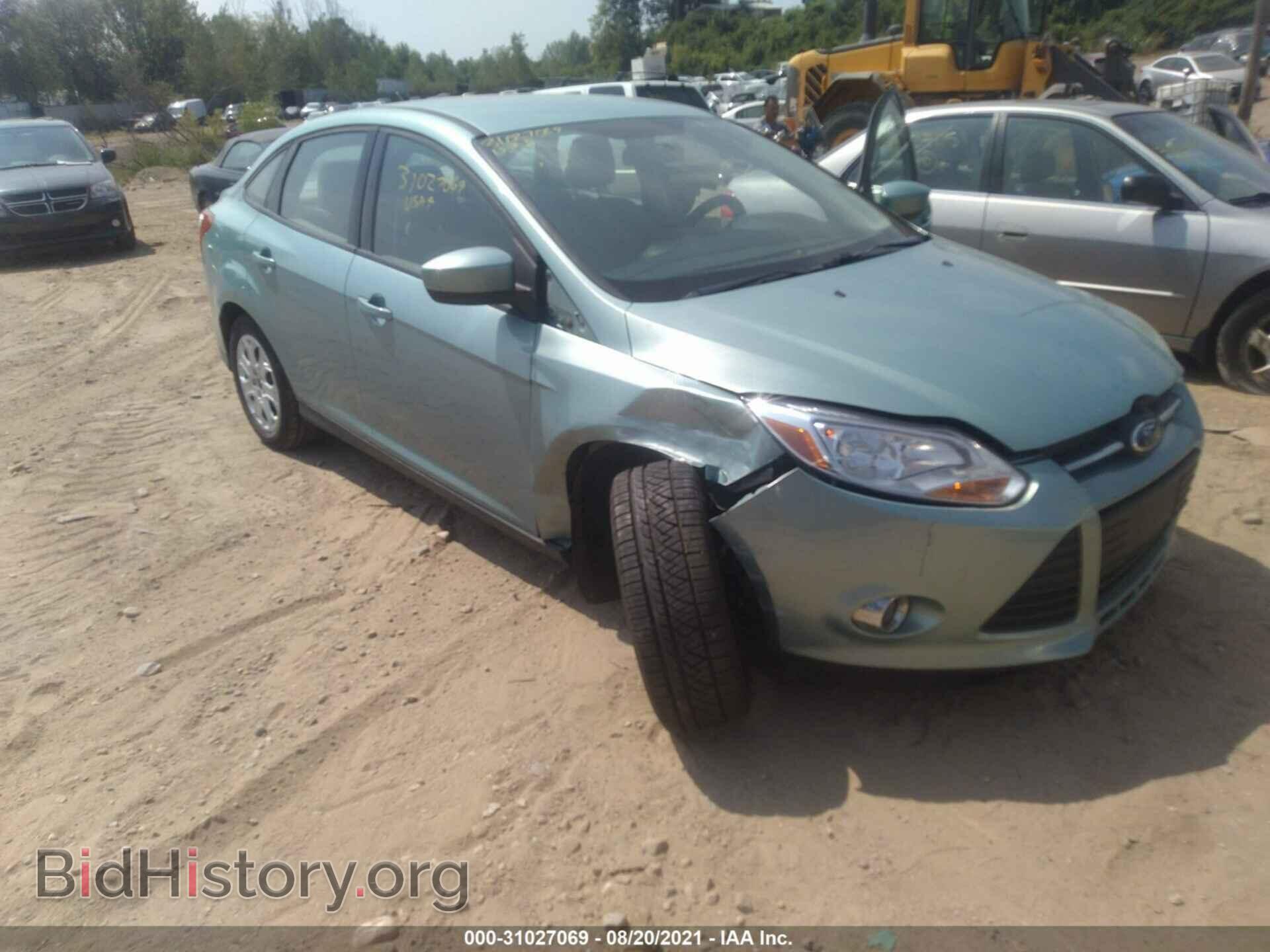 Photo 1FAHP3F26CL262655 - FORD FOCUS 2012