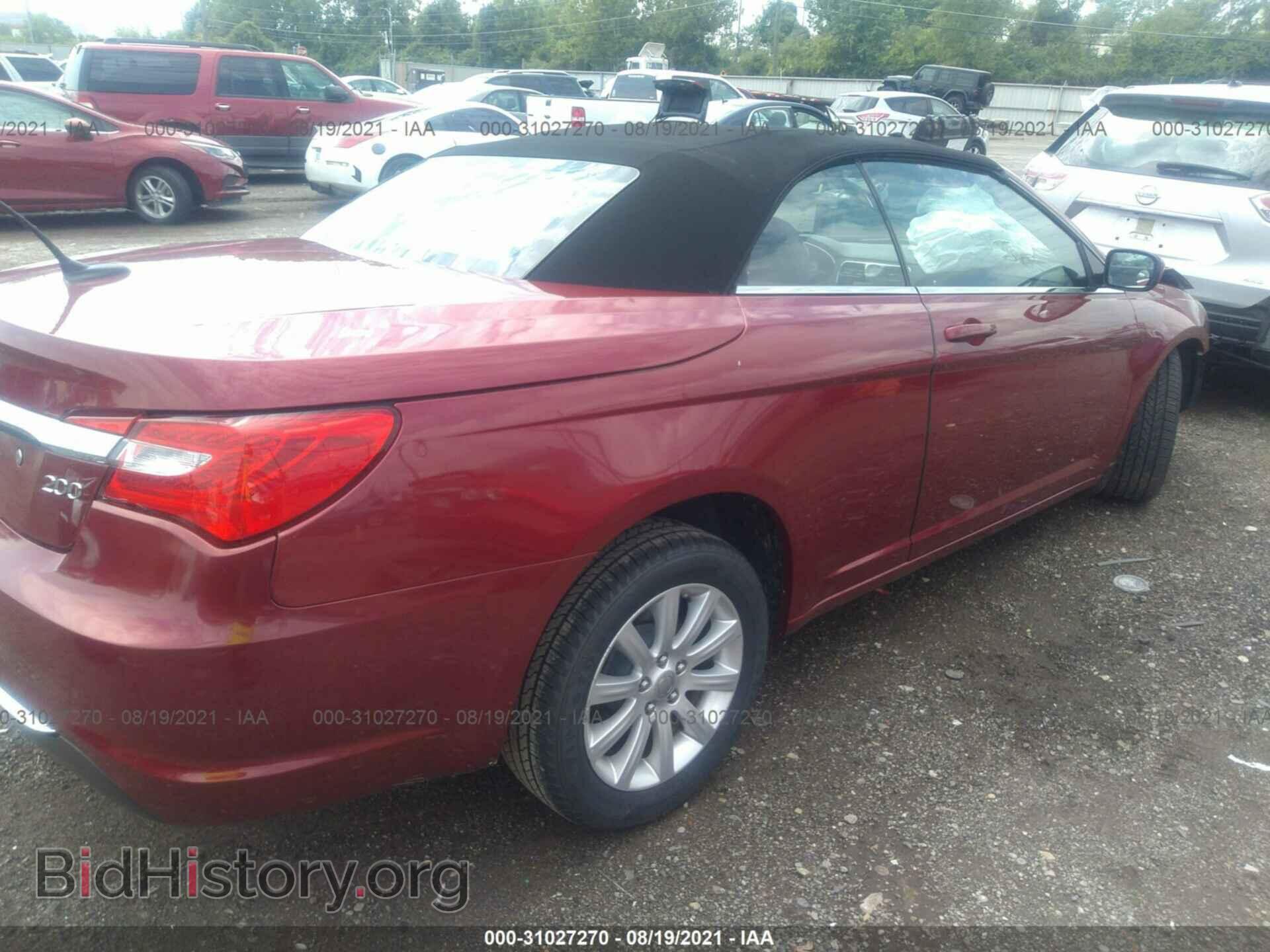 2013 CHRYSLER 200 - VIN: 1C3BCBEG4DN724448 - Фото 4
