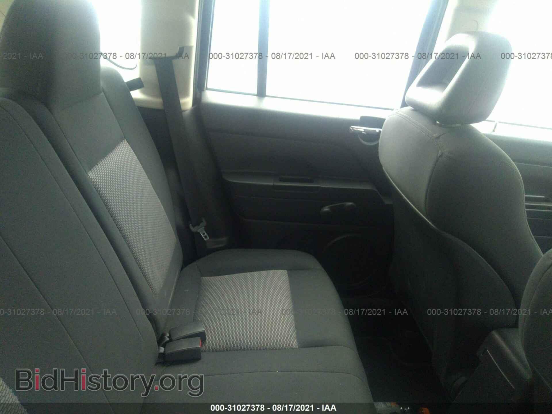 2008 JEEP COMPASS - VIN: 1J8FT470X8D767561 - Фото 8