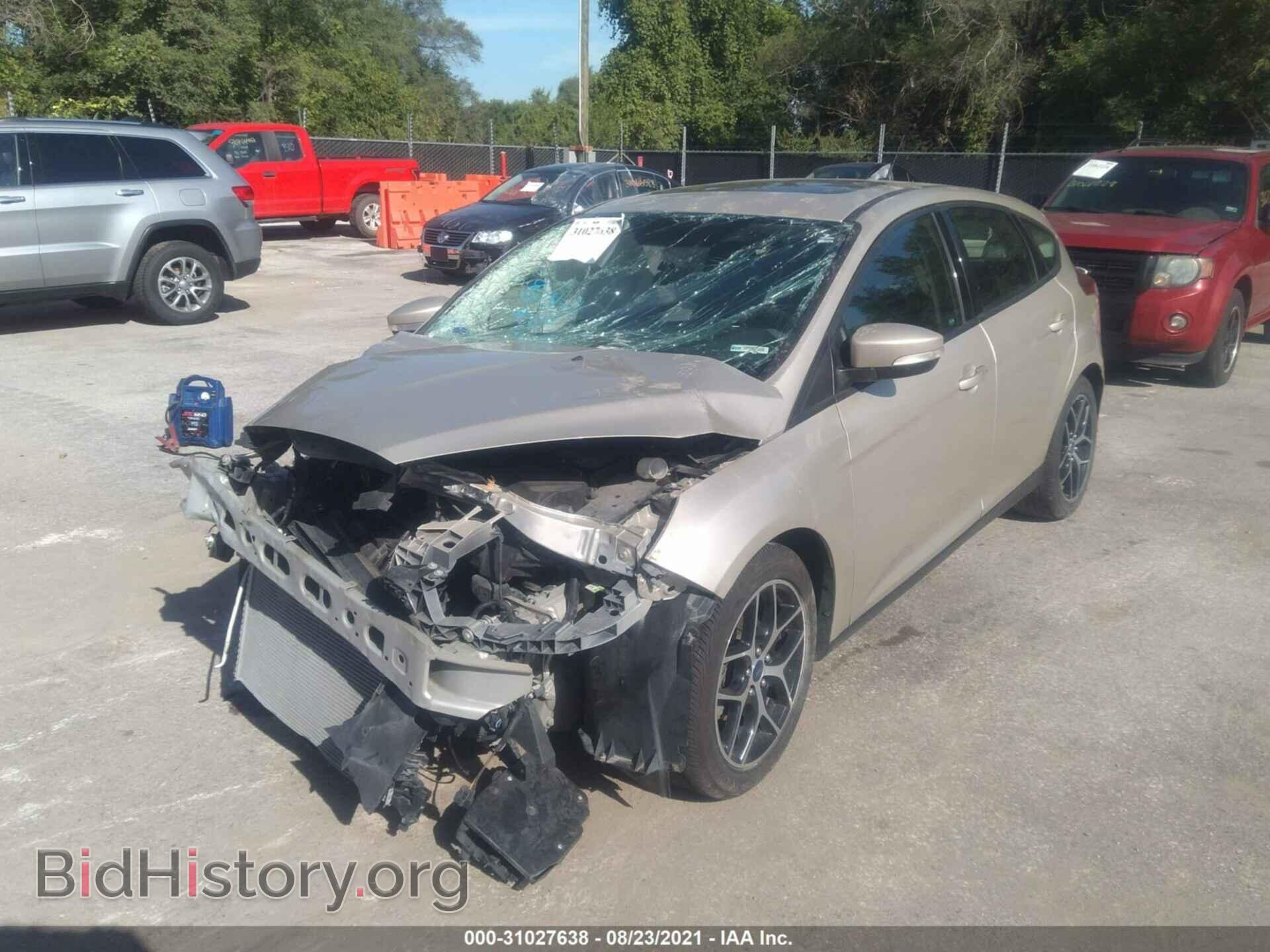 2017 FORD FOCUS - VIN: 1FADP3M29HL290247 - Фото 2