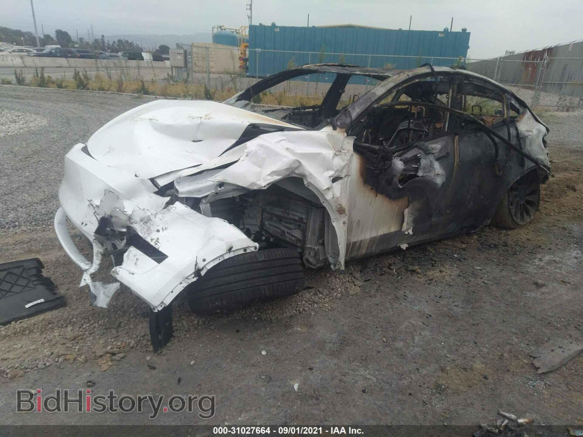 2020 TESLA MODEL Y - VIN: 5YJYGDEF8LF003494 - Photo 2