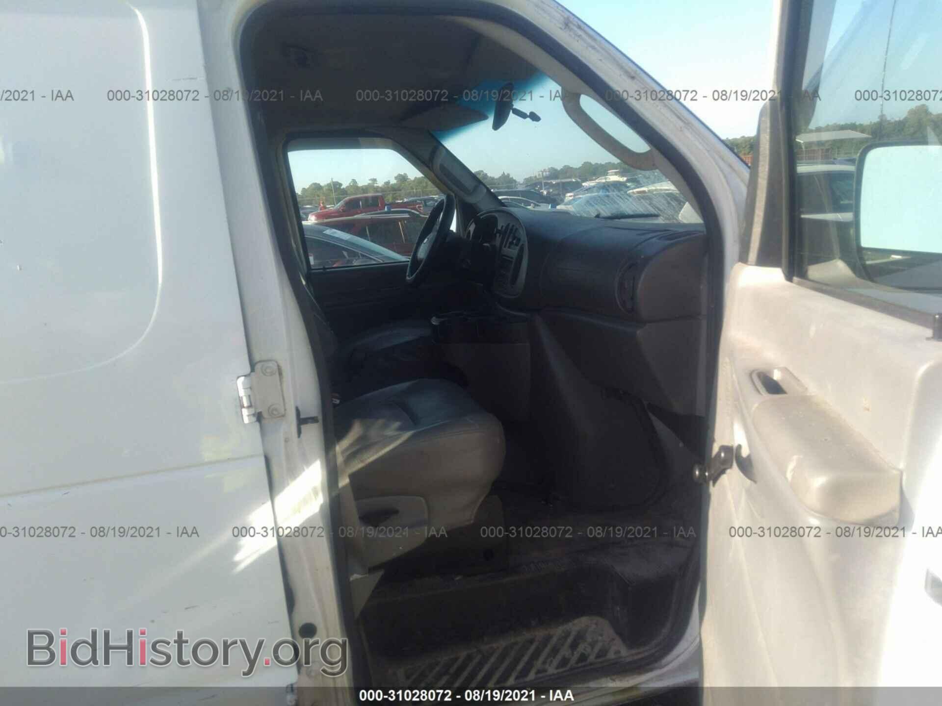 2006 FORD ECONOLINE CARGO VAN - VIN: 1FTNE24W36DB00600 - Фото 5