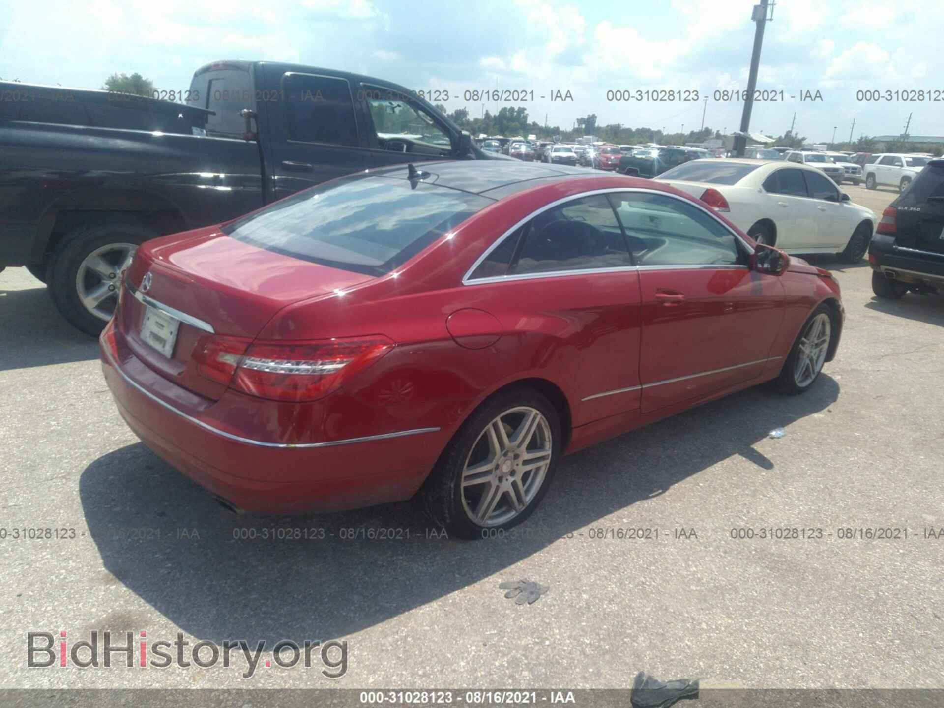 2010 MERCEDES-BENZ E-CLASS - VIN: WDDKJ5GB0AF018075 - Фото 4