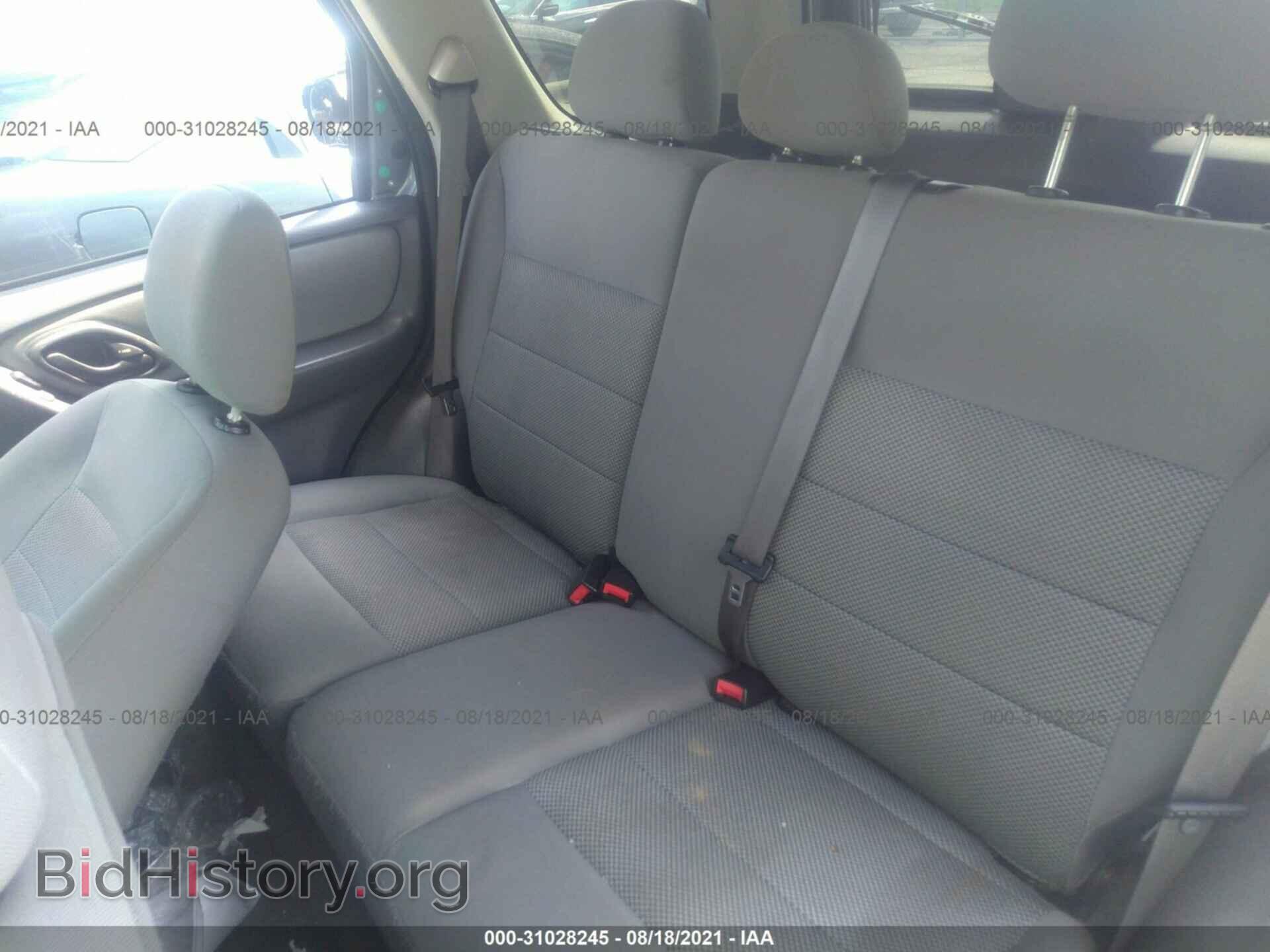 2007 FORD ESCAPE - VIN: 1FMYU031X7KC07145 - Фото 8