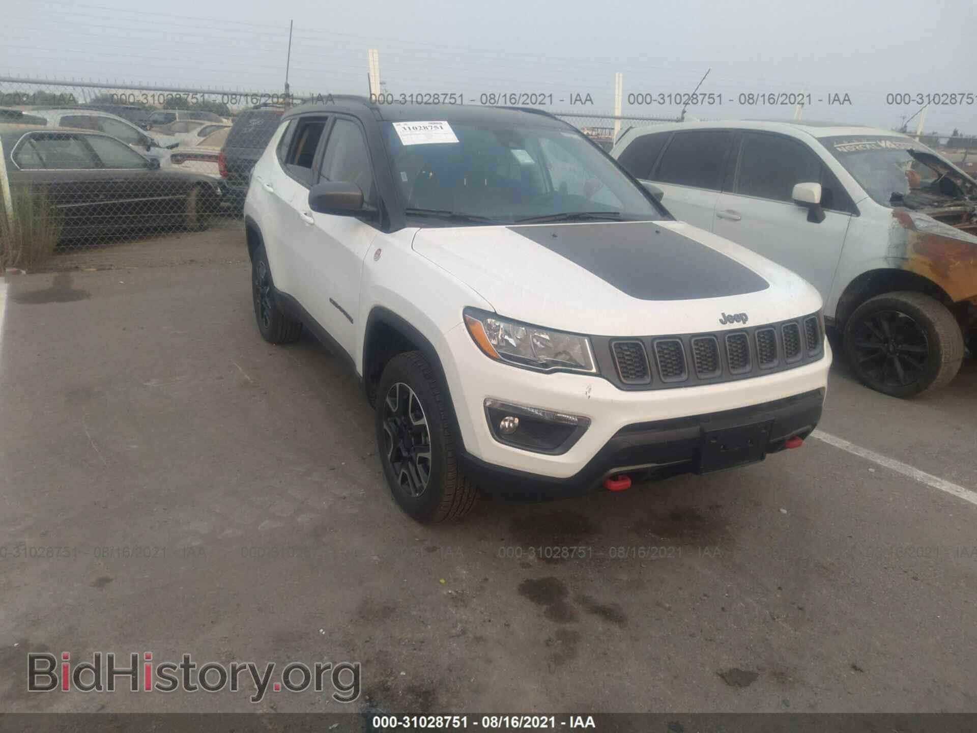 Photo 3C4NJDDB9MT564583 - JEEP COMPASS 2021
