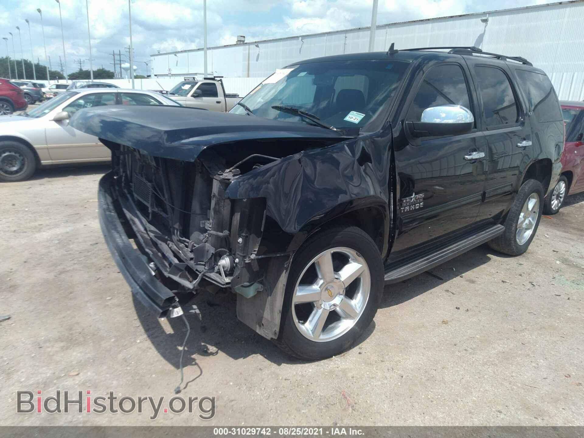 2013 CHEVROLET TAHOE - VIN: 1GNSCAE08DR292682 - Фото 2