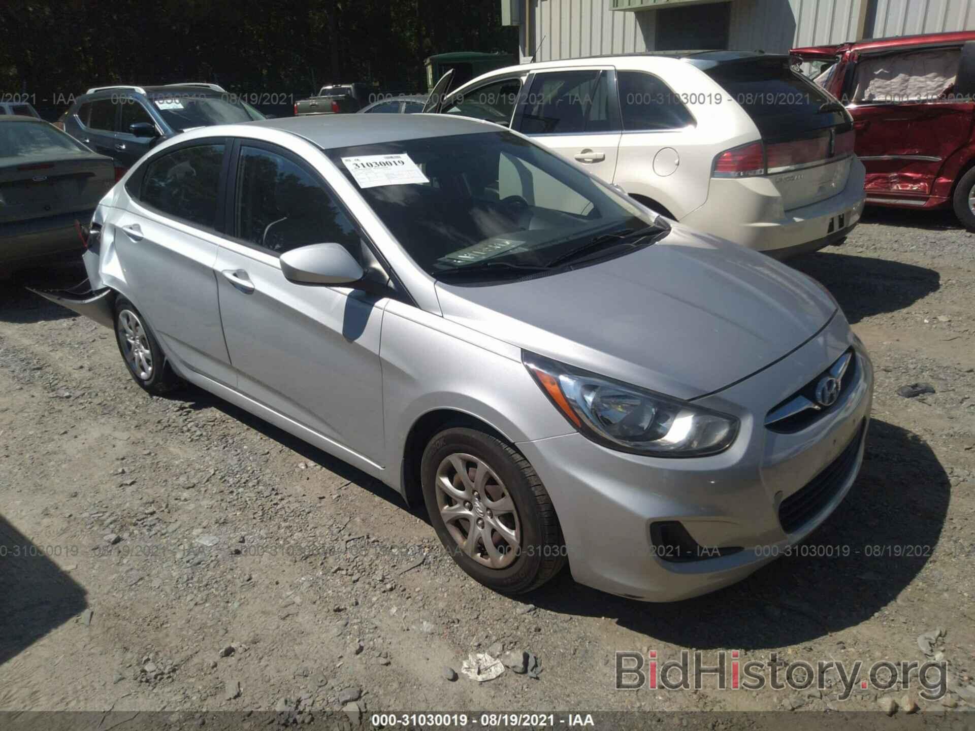 Photo KMHCT4AE4DU281705 - HYUNDAI ACCENT 2013