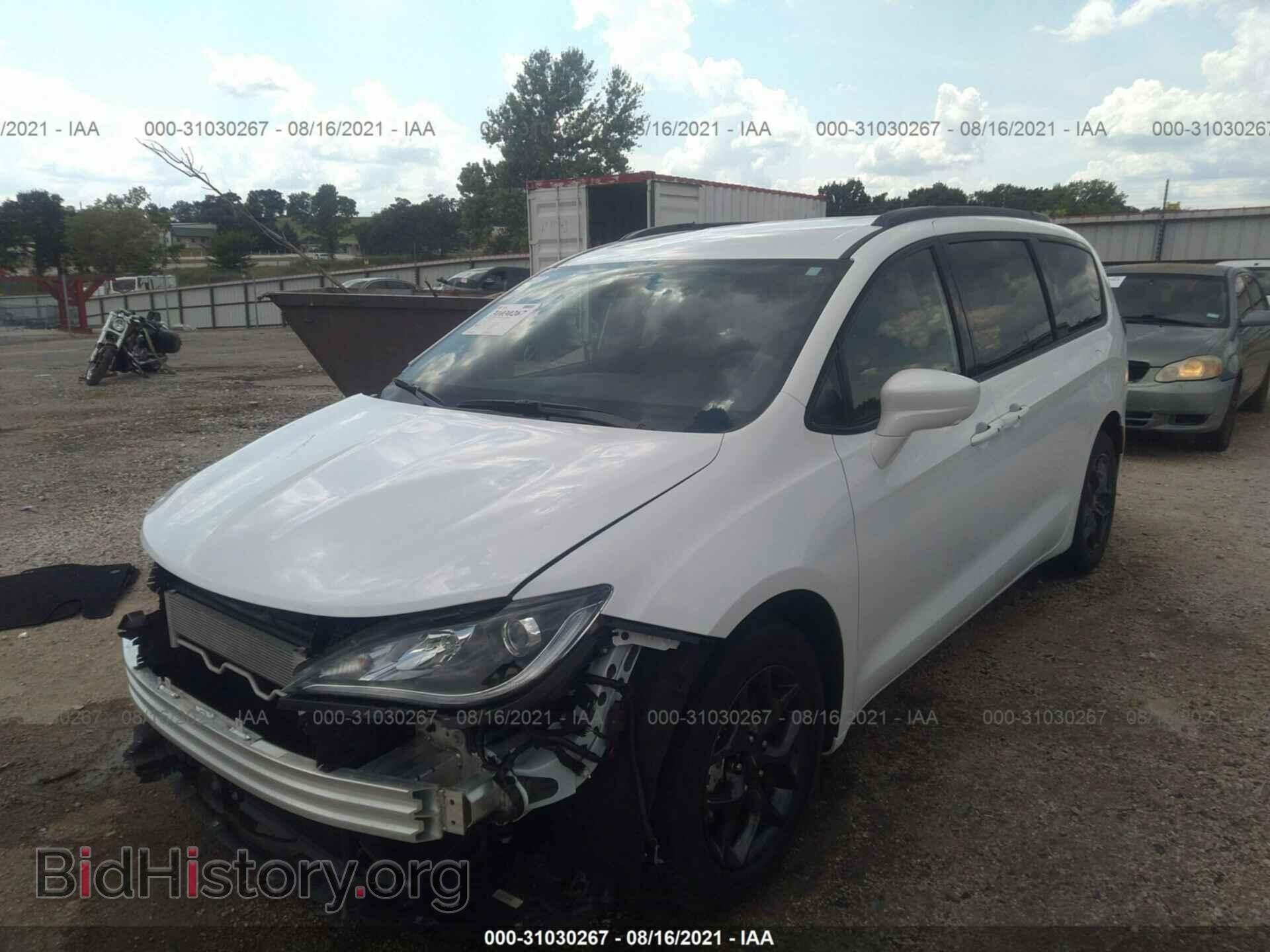 2020 CHRYSLER PACIFICA - VIN: 2C4RC1EG6LR239685 - Photo 2