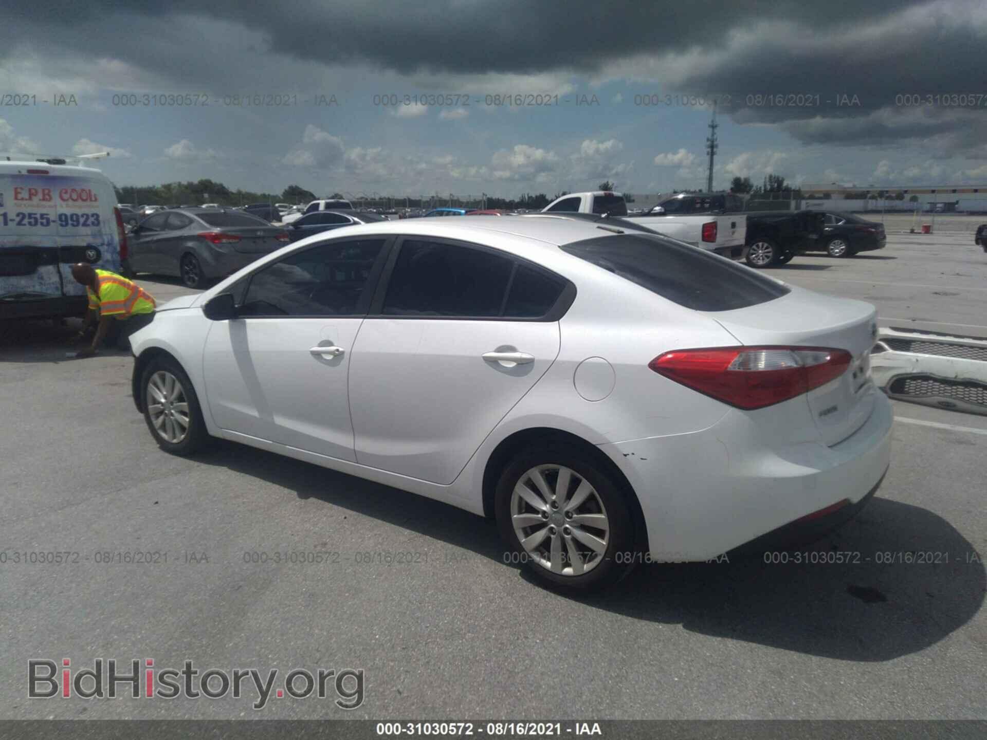 2014 KIA FORTE - VIN: KNAFX4A63E5203178 - Фото 3
