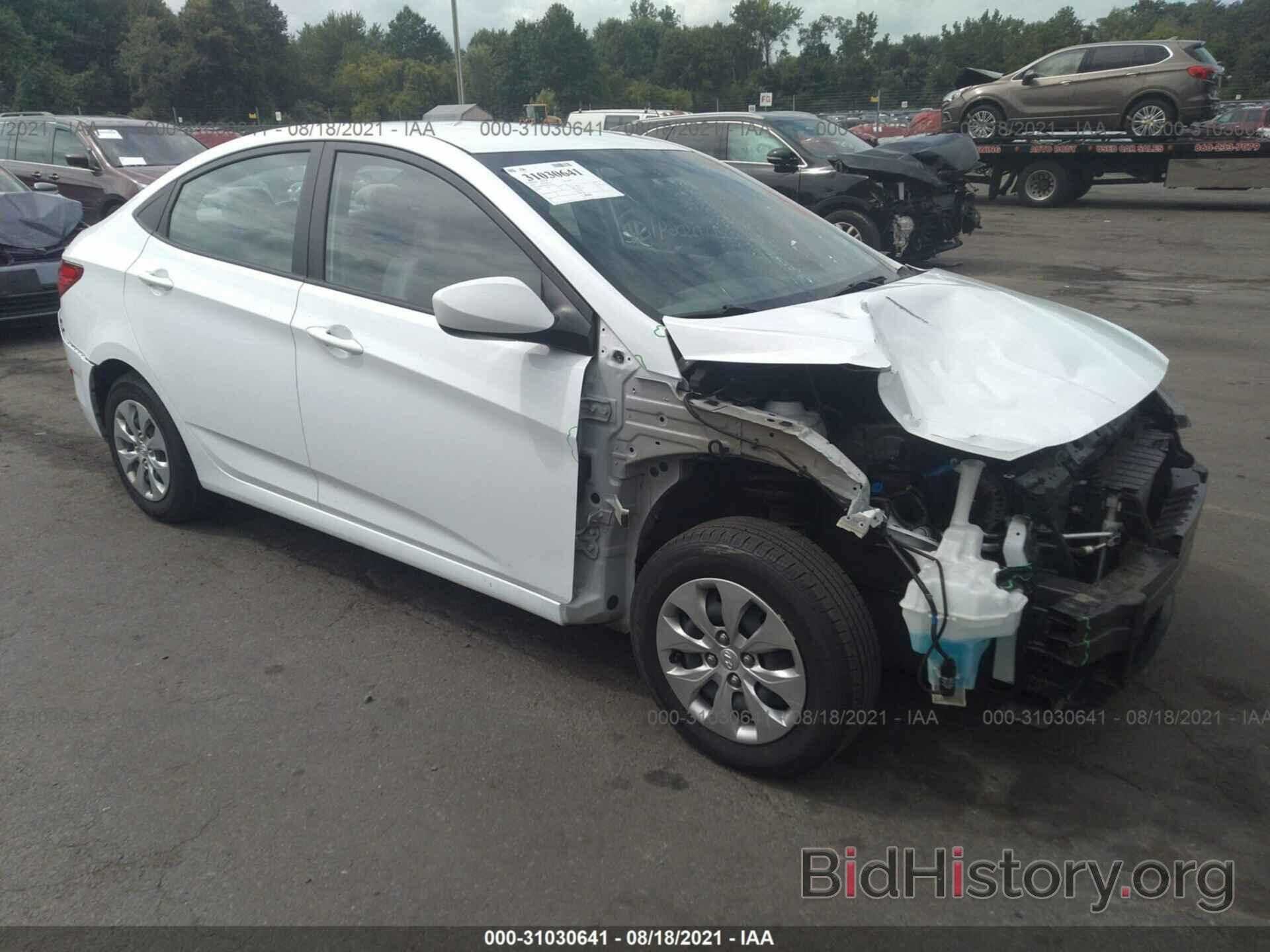 Photo KMHCT4AE4HU276204 - HYUNDAI ACCENT 2017