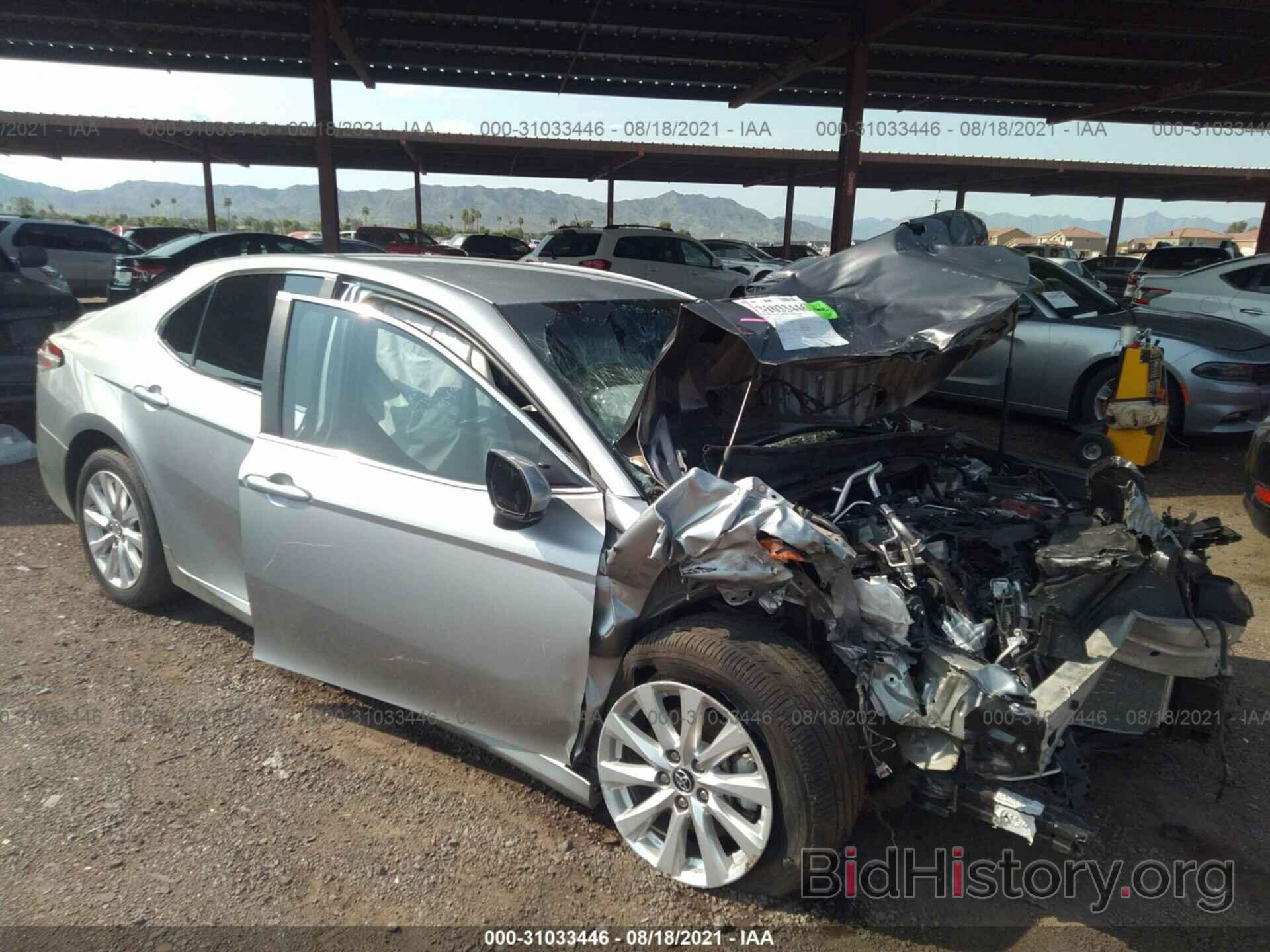 Photo 4T1B11HK7JU514340 - TOYOTA CAMRY 2018