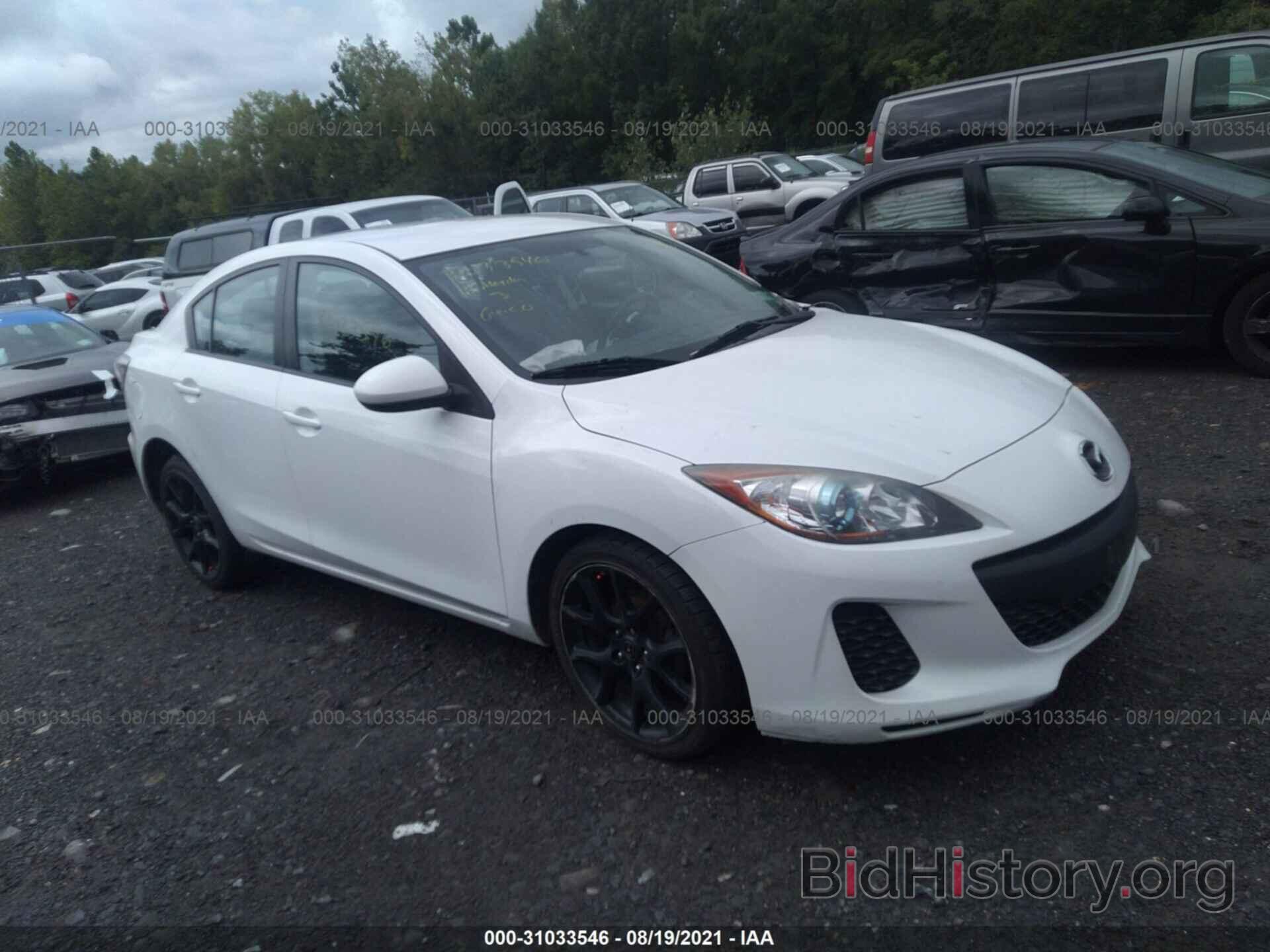 Photo JM1BL1UP2D1781200 - MAZDA MAZDA3 2013