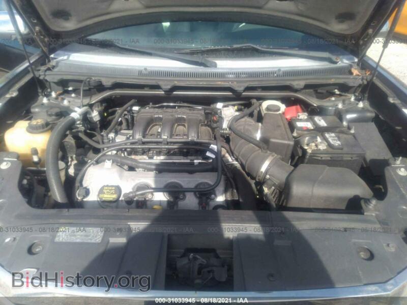 2011 Ford FLEX (VIN 2FMGK5DC1BBD05045) — photo 10 of 11
