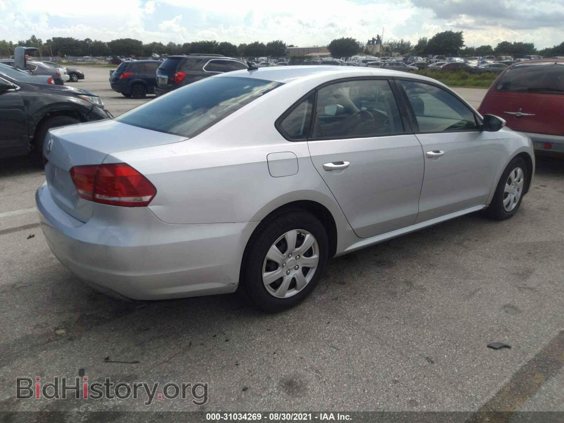 2012 VOLKSWAGEN PASSAT - VIN: 1VWAP7A3XCC077640 - Фото 4