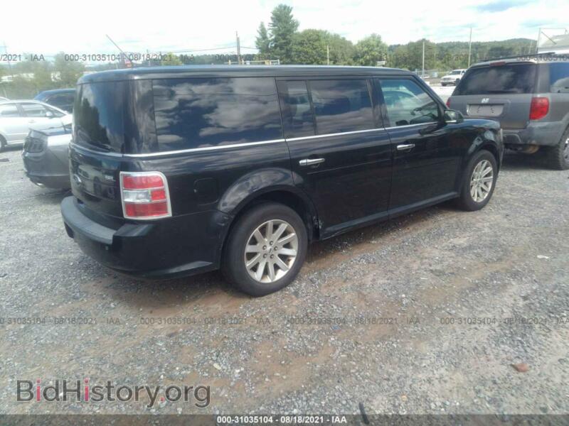 2011 Ford FLEX (VIN 2FMGK5CC9BBD19129) — фото 4 из 11
