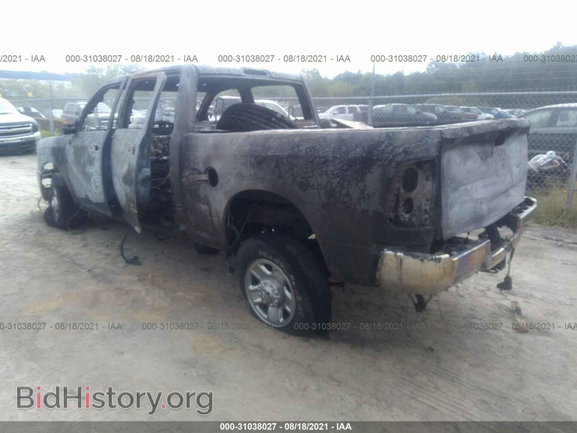 2020 RAM 2500 - VIN: 3C6UR5CJ4LG244976 - Фото 3