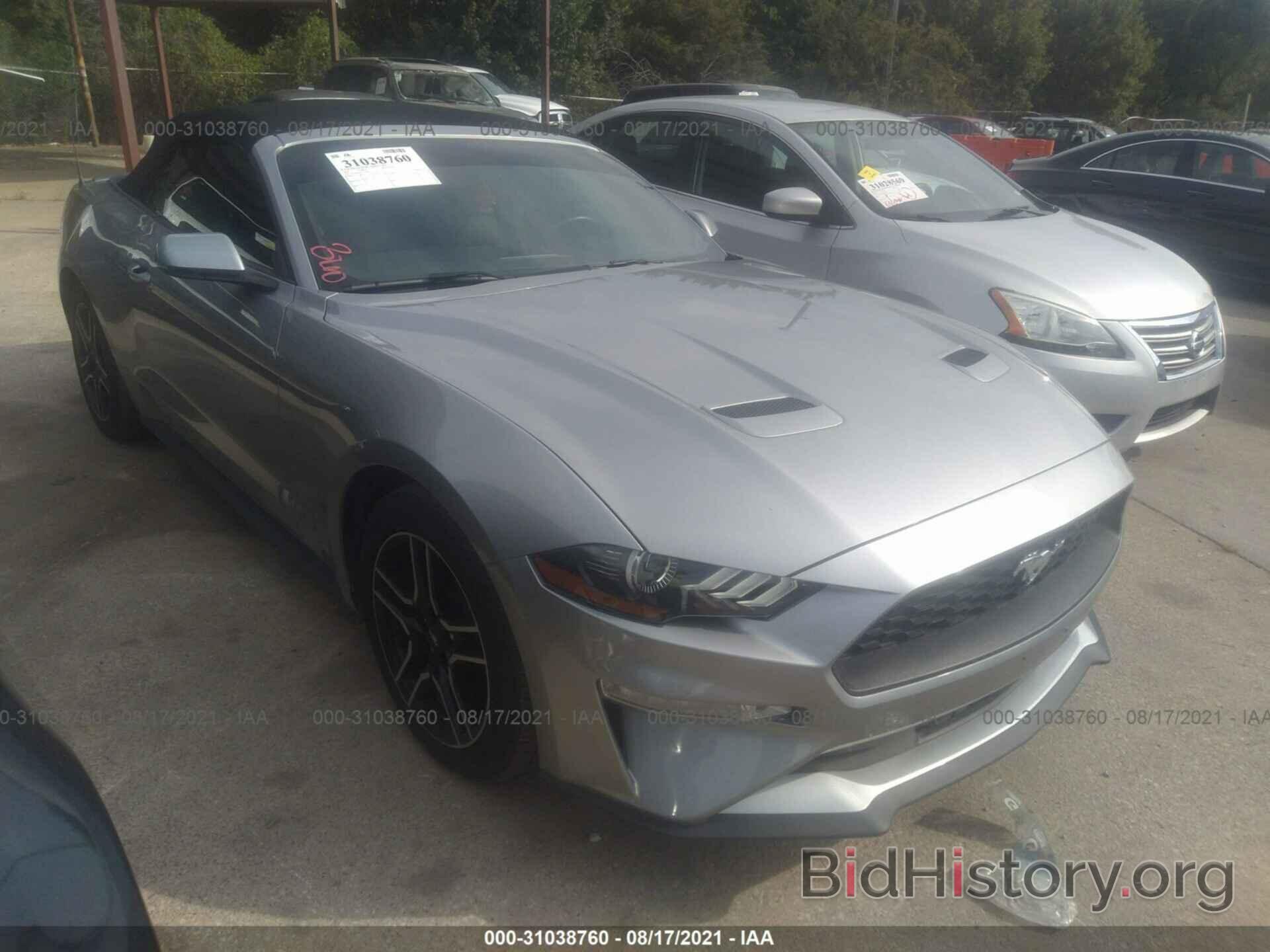 Photo 1FATP8UH7L5137859 - FORD MUSTANG 2020