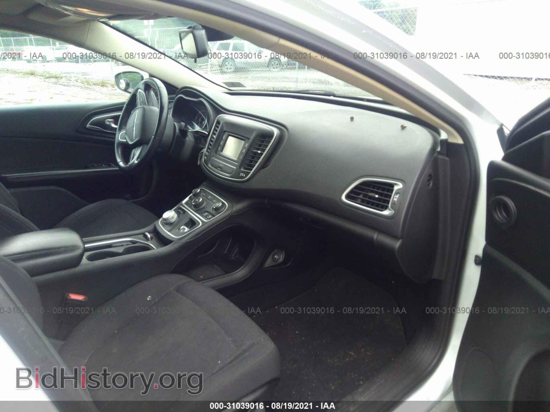 2015 CHRYSLER 200 - VIN: 1C3CCCAB7FN599517 - Фото 5