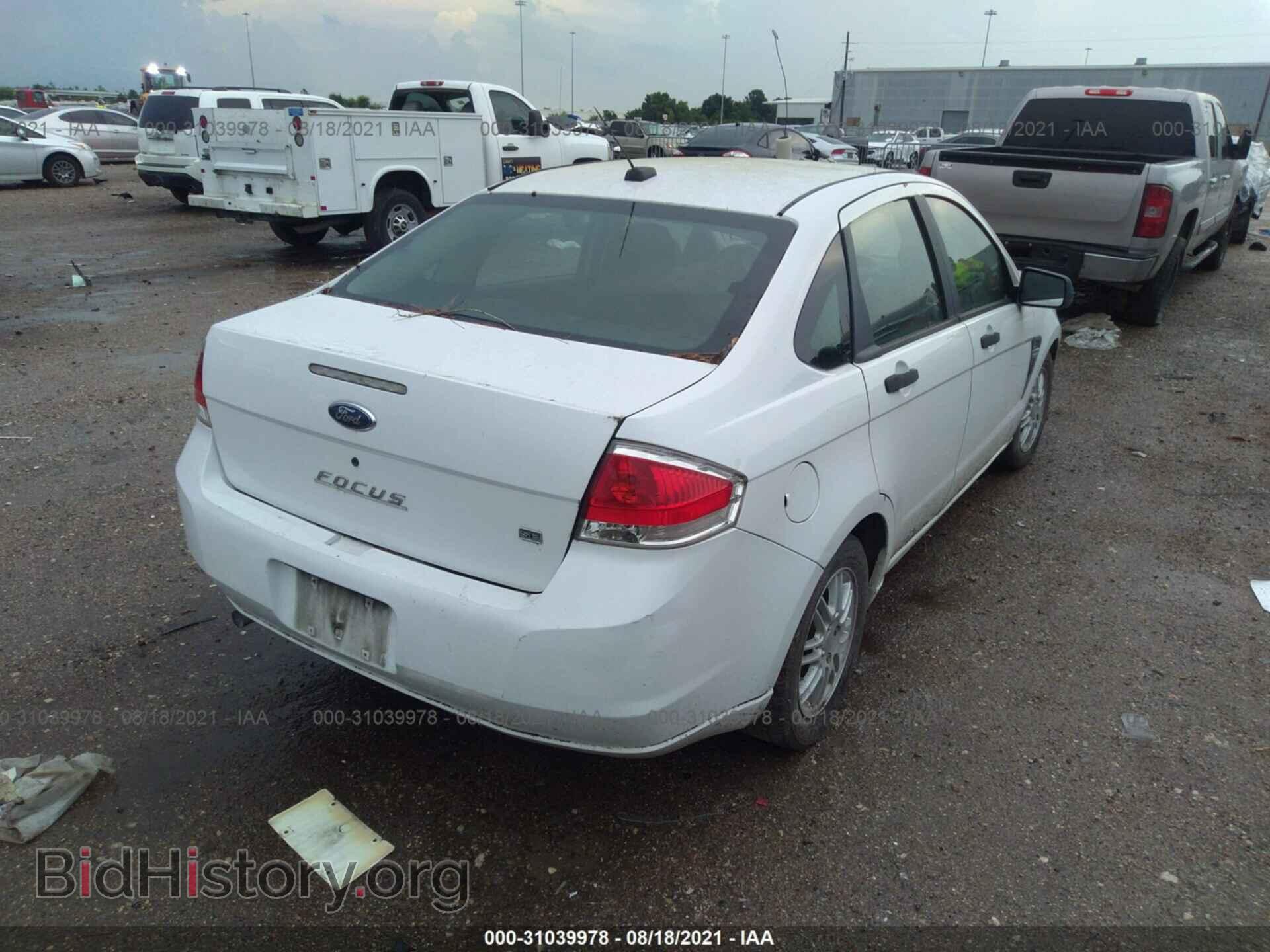 2008 FORD FOCUS - VIN: 1FAHP35N98W230459 - Фото 4