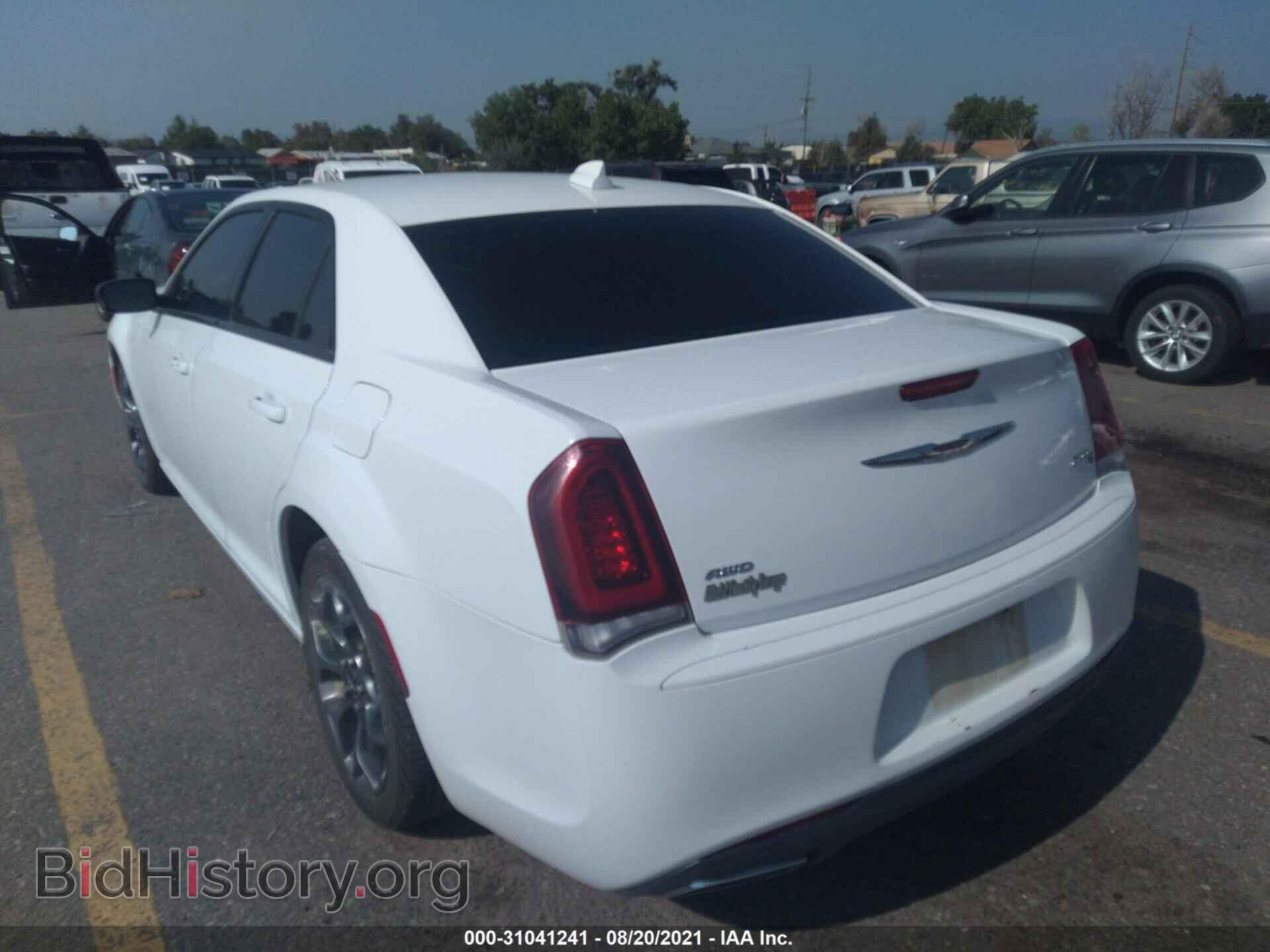 2016 CHRYSLER 300 - VIN: 2C3CCAGG6GH230567 - Фото 3