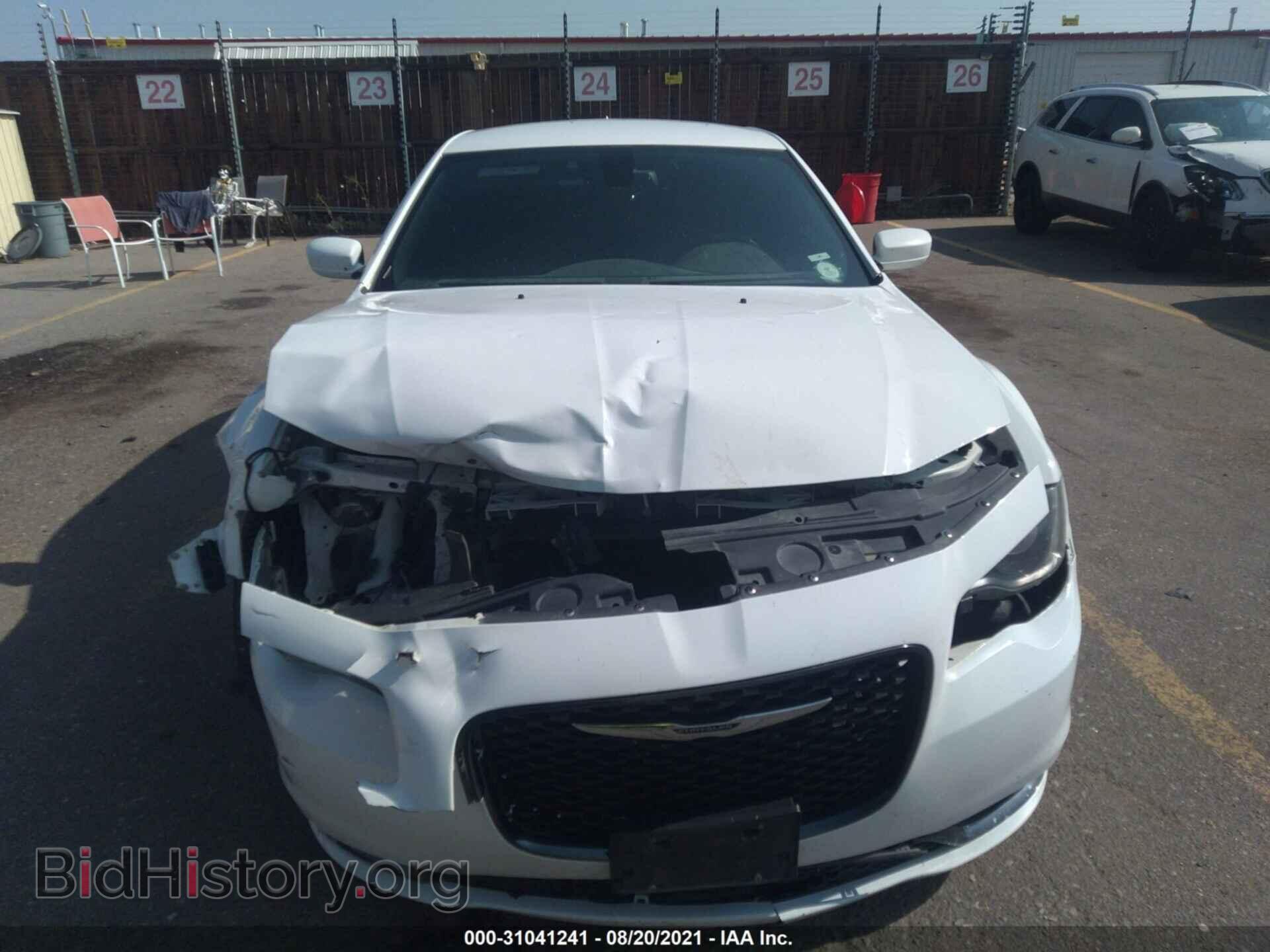 2016 CHRYSLER 300 - VIN: 2C3CCAGG6GH230567 - Фото 6
