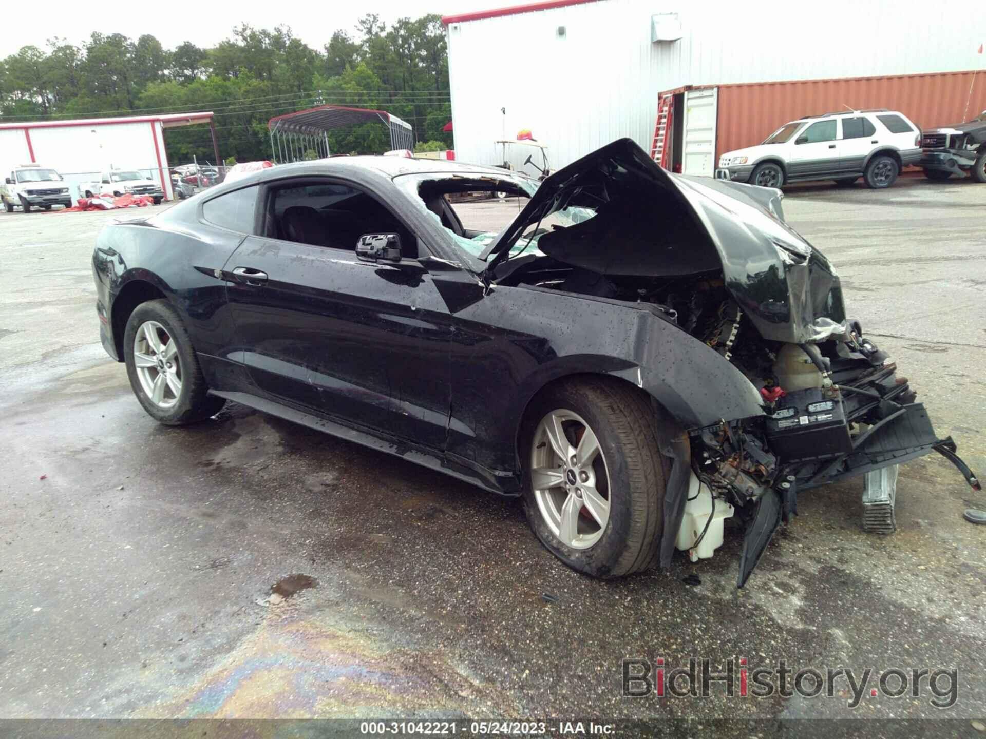 Photo 1FA6P8TH3L5103528 - FORD MUSTANG 2020