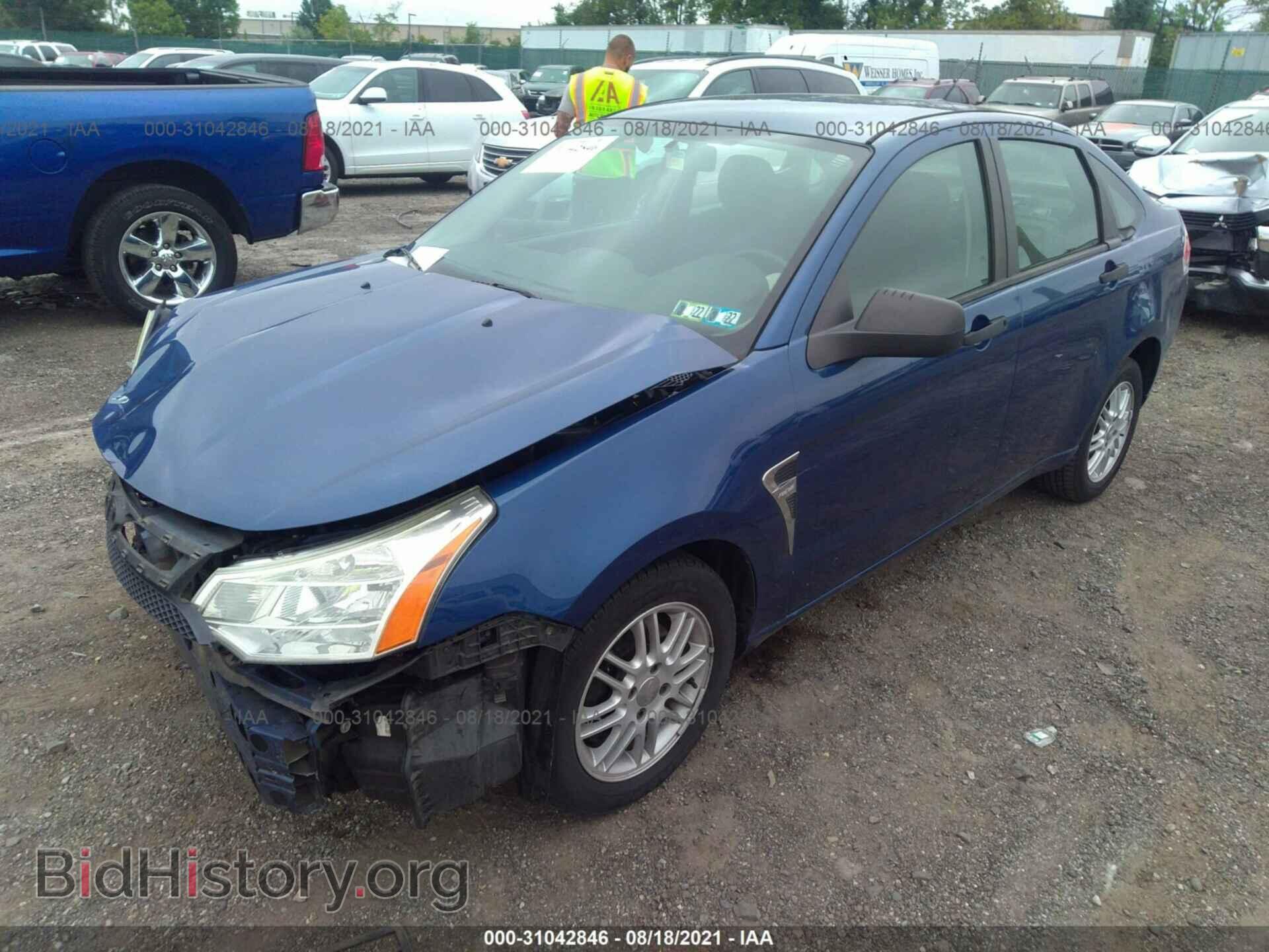 2008 FORD FOCUS - VIN: 1FAHP35N38W222373 - Фото 2