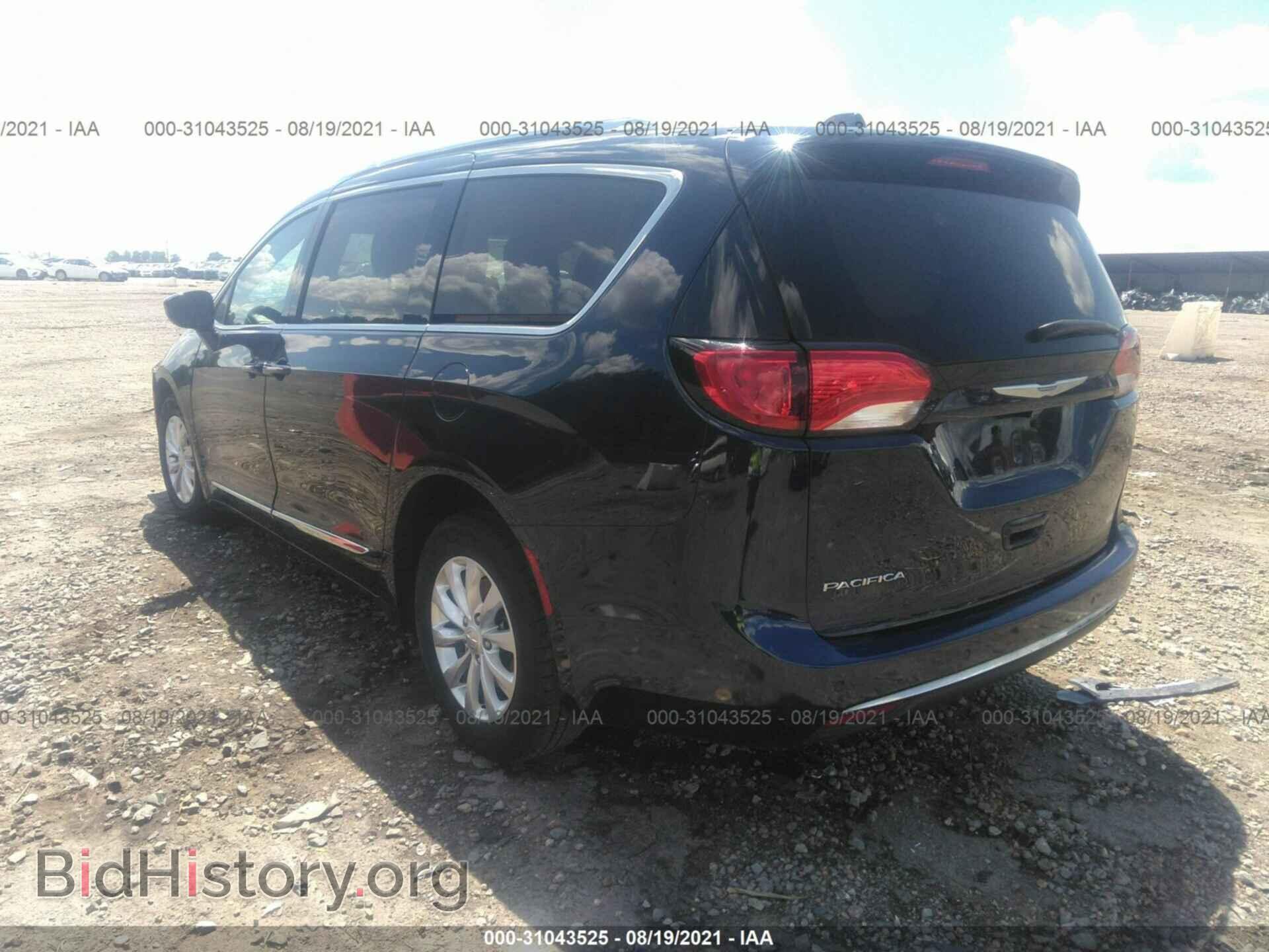 2018 CHRYSLER PACIFICA - VIN: 2C4RC1BG6JR252941 - Фото 3
