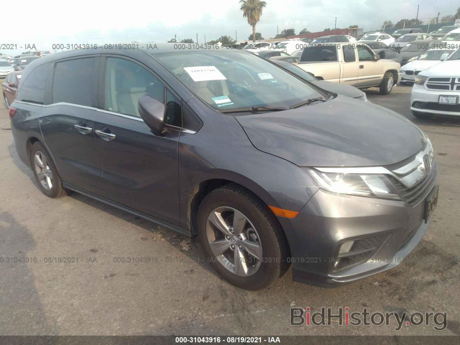 Photo 5FNRL6H50JB052975 - HONDA ODYSSEY 2018