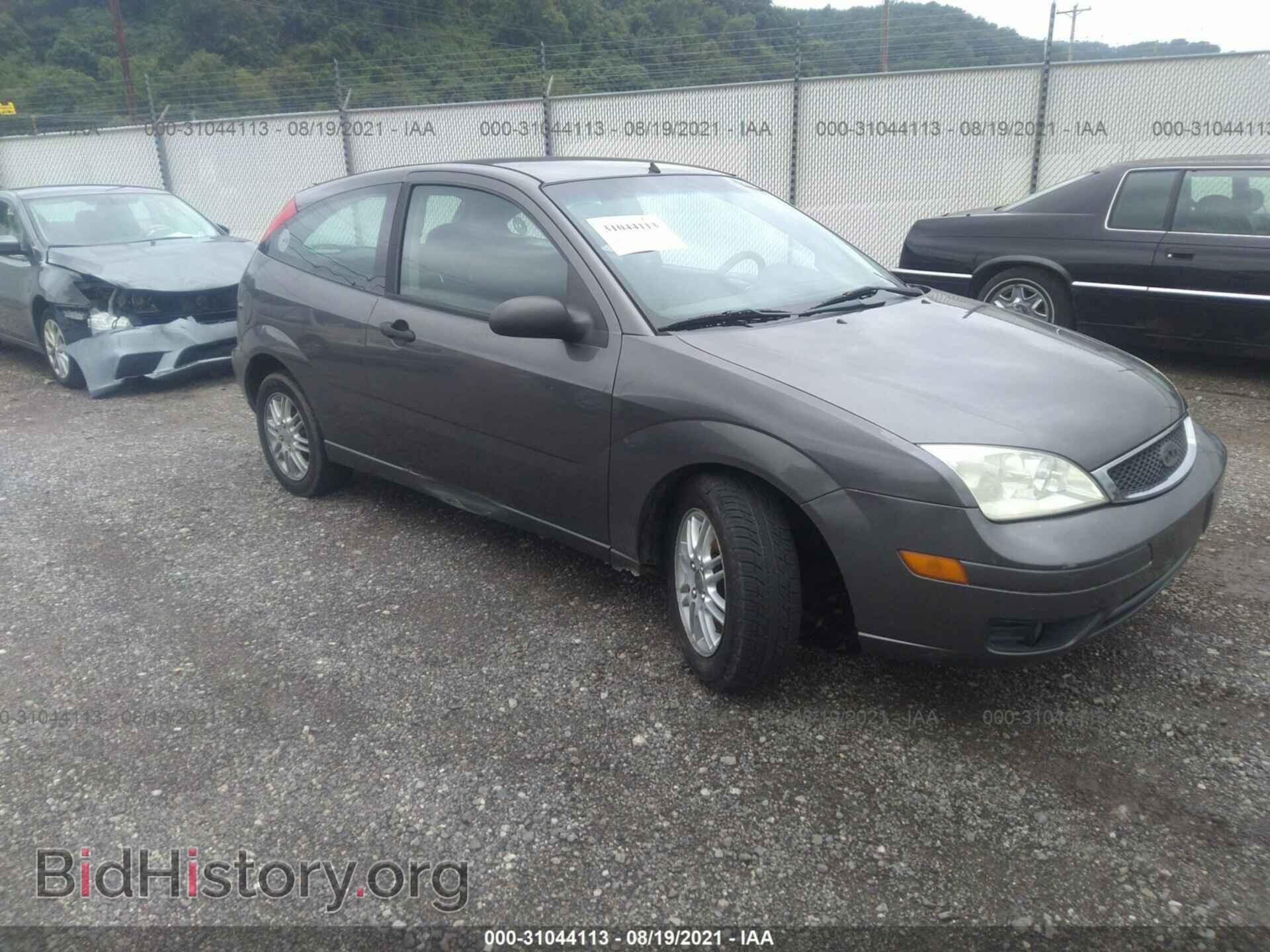 Photo 1FAFP31N16W151989 - FORD FOCUS 2006