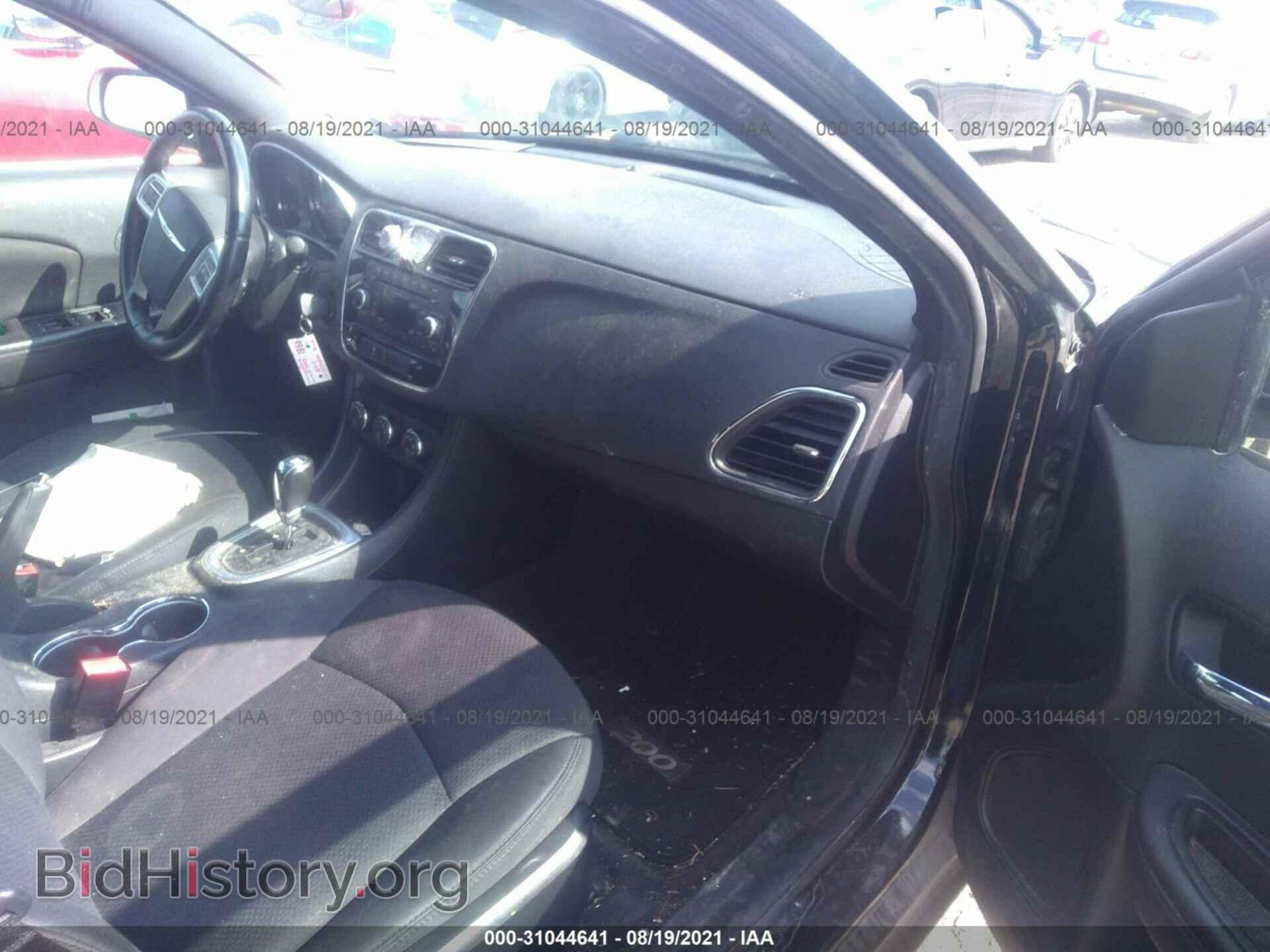 2012 CHRYSLER 200 - VIN: 1C3CCBBB6CN283904 - Фото 5