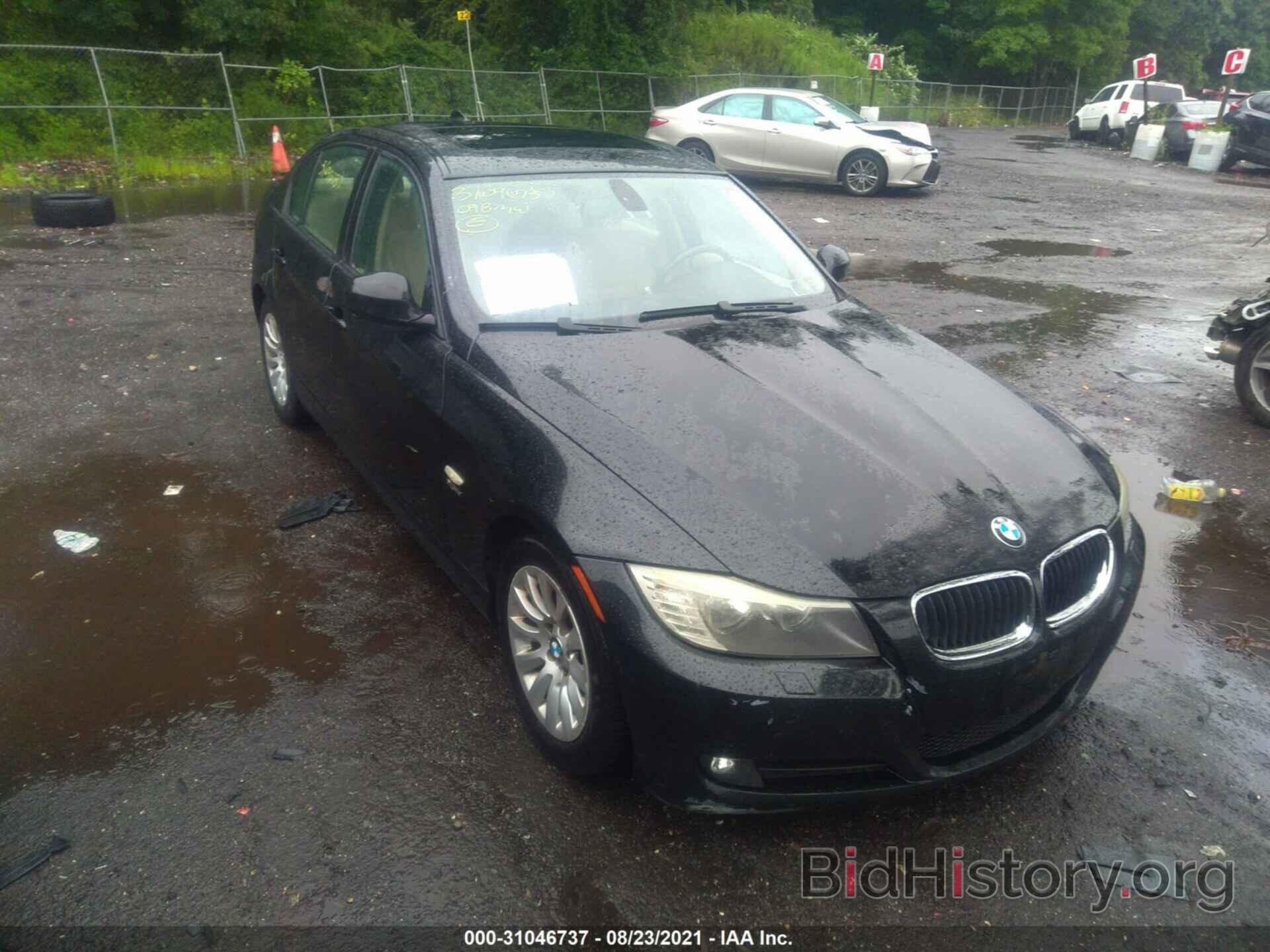 Photo WBAPK53599A514494 - BMW 3 SERIES 2009