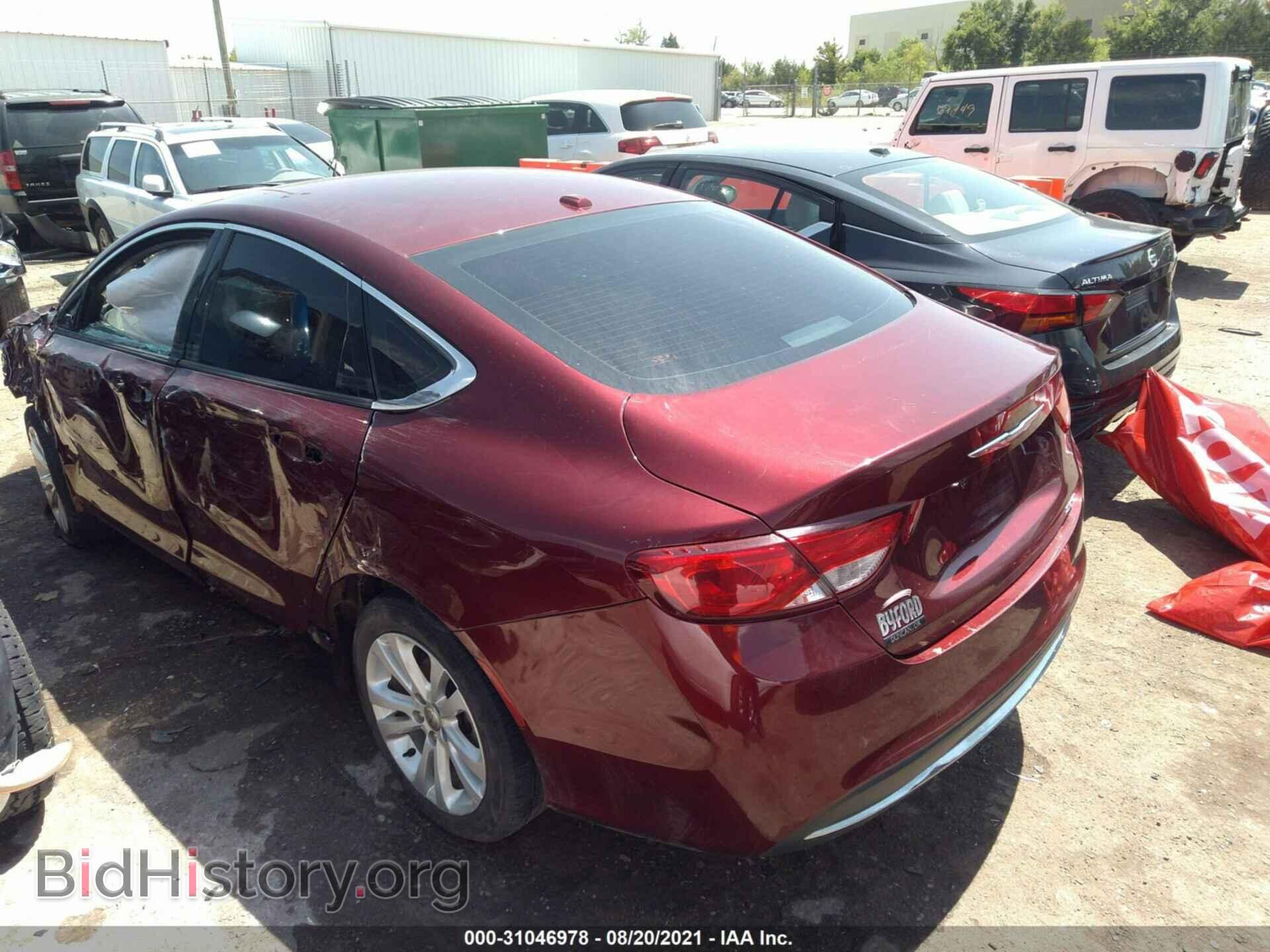2015 CHRYSLER 200 - VIN: 1C3CCCABXFN557360 - Фото 3