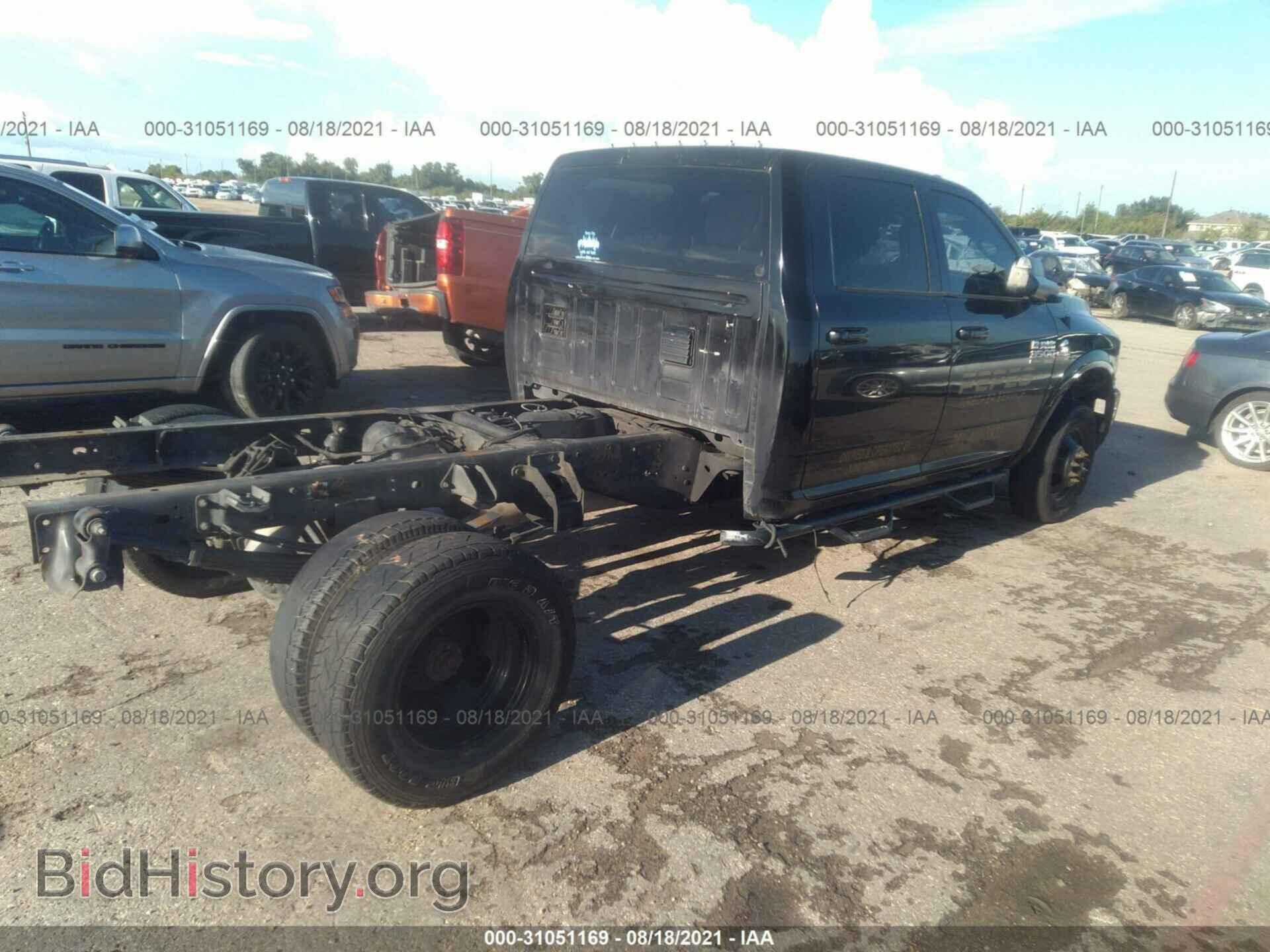 2014 RAM 3500 - VIN: 3C7WRSCL1EG239421 - Фото 4