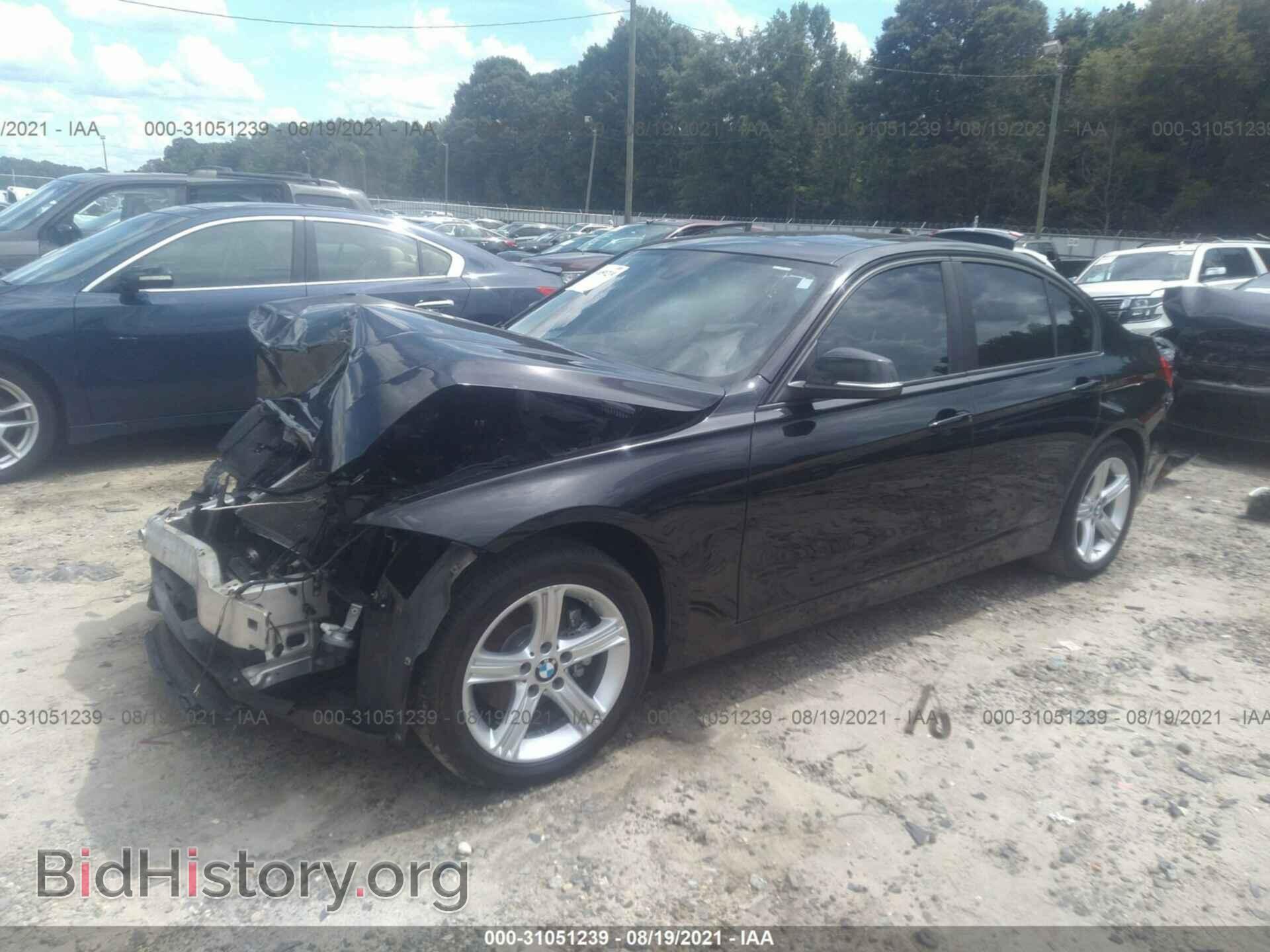 2013 BMW 3 SERIES - VIN: WBA3B1C56DF462020 - Фото 2