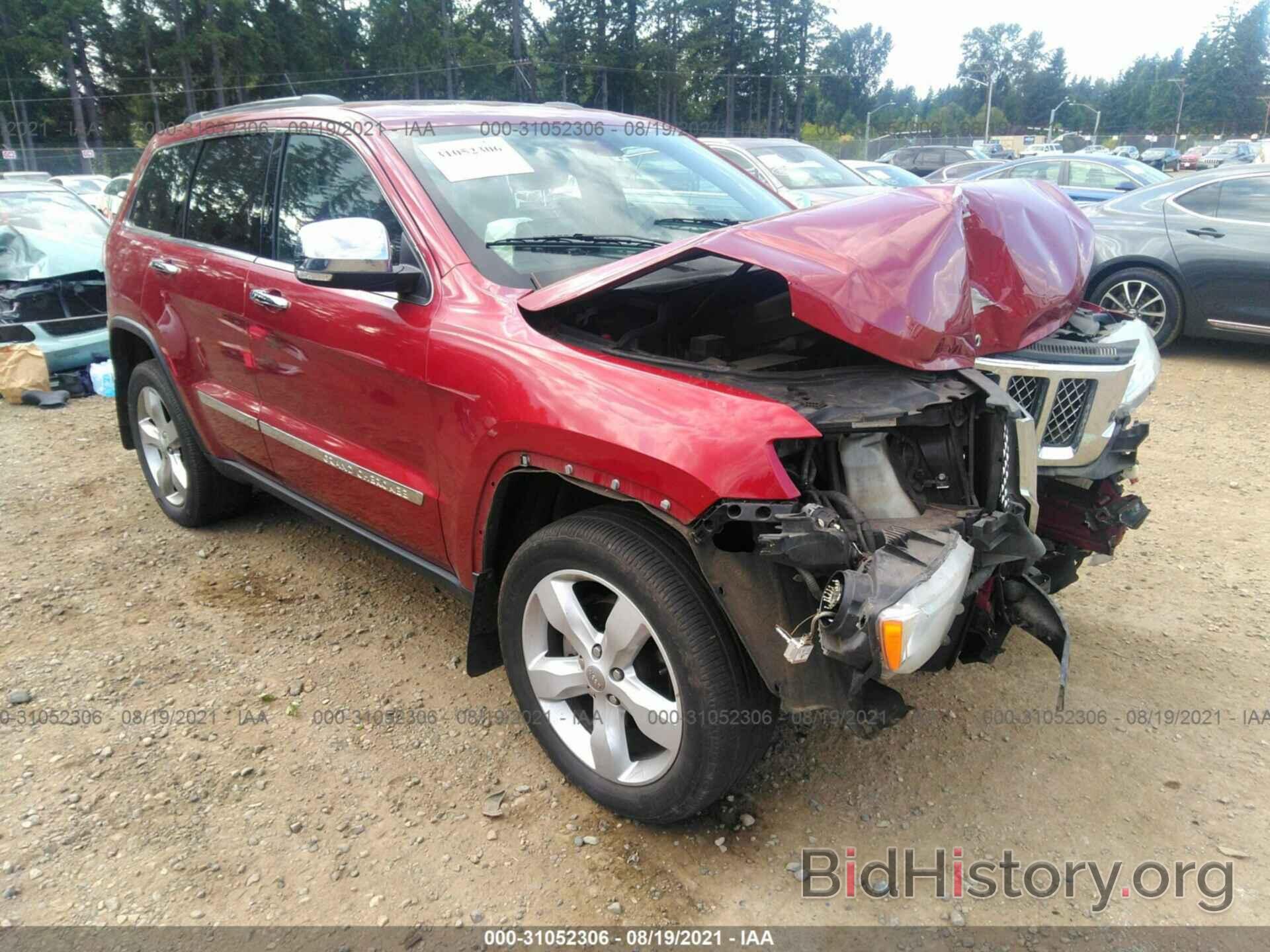 Photo 1C4RJFBGXDC556435 - JEEP GRAND CHEROKEE 2013