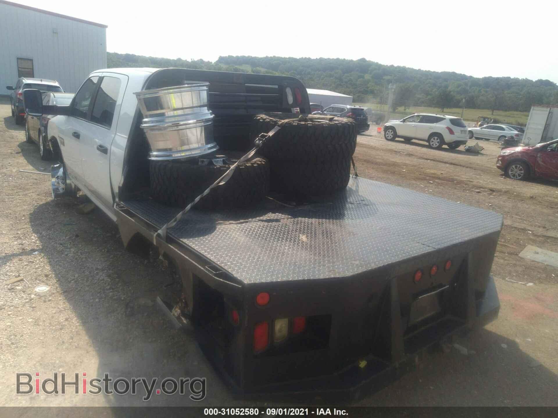 2011 RAM 3500 - VIN: 3D73Y3HL7BG517158 - Фото 3