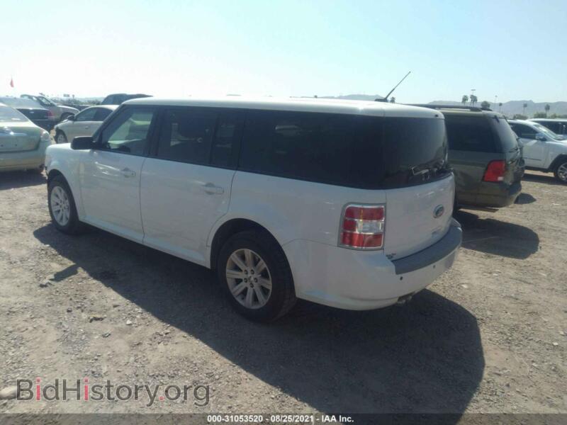2011 Ford FLEX (VIN 2FMGK5BC7BBD26646) — photo 3 of 12