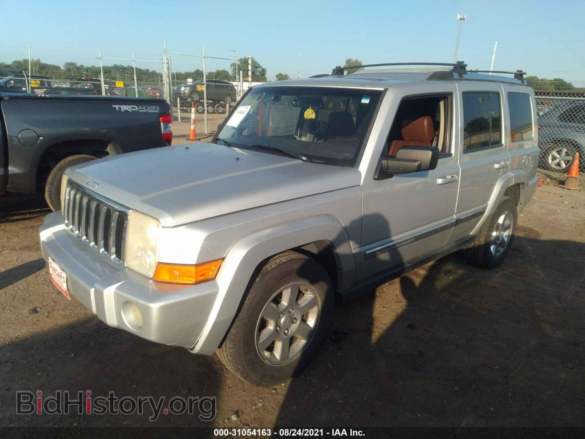 2007 JEEP COMMANDER - VIN: 1J8HH58207C629788 - Photo 2