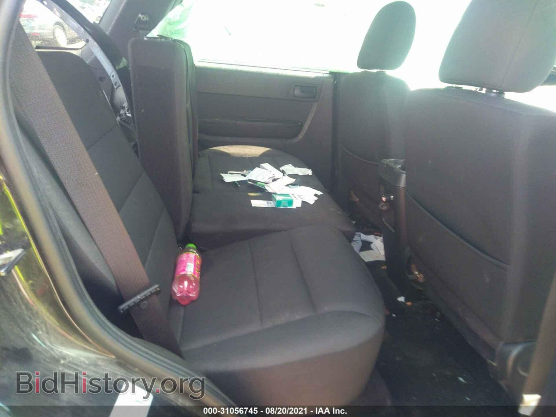 2011 FORD ESCAPE - VIN: 1FMCU9DG2BKB23332 - Фото 8