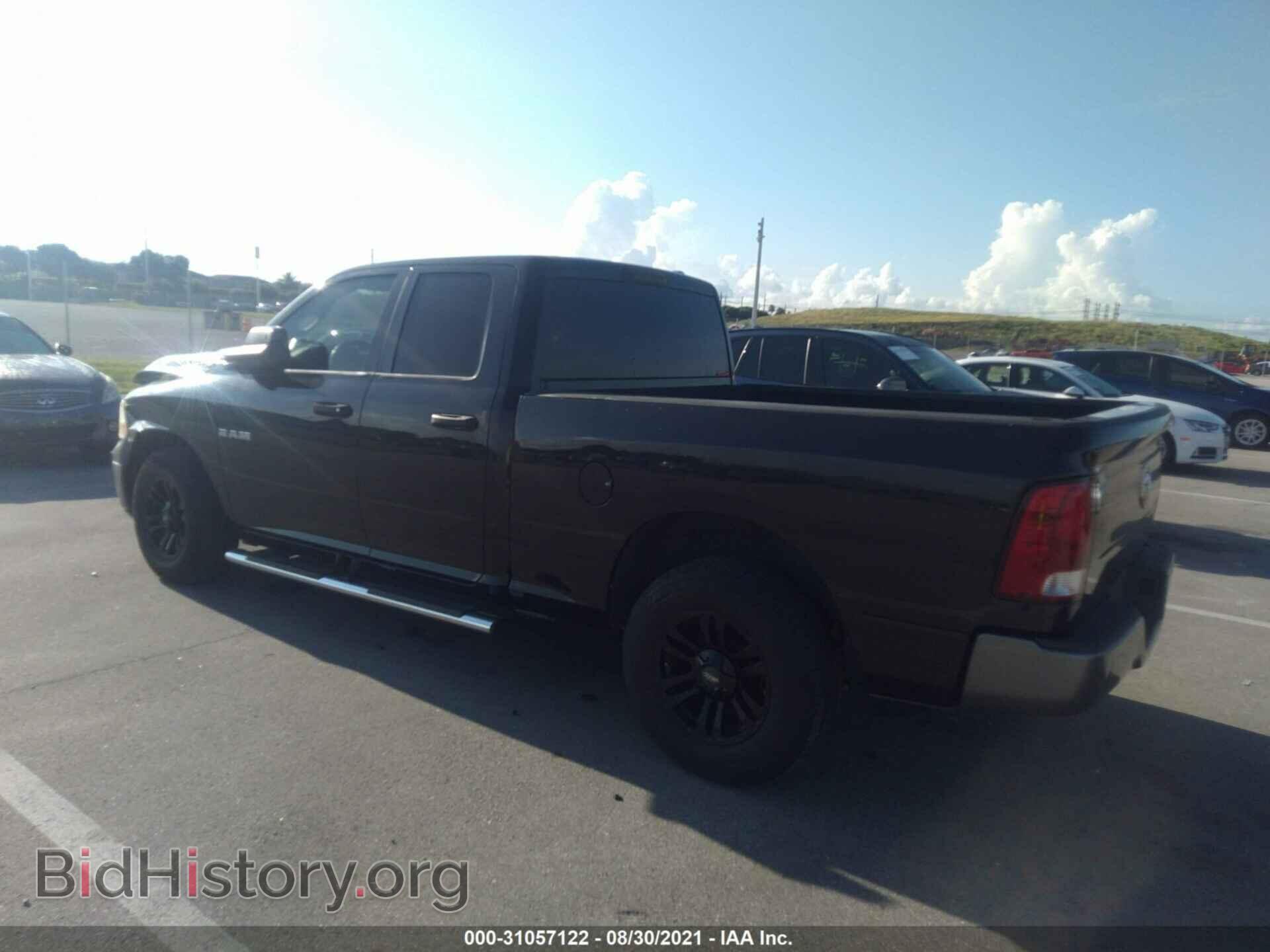 2010 DODGE RAM 1500 - VIN: 1D7RB1GPXAS107806 - Фото 3
