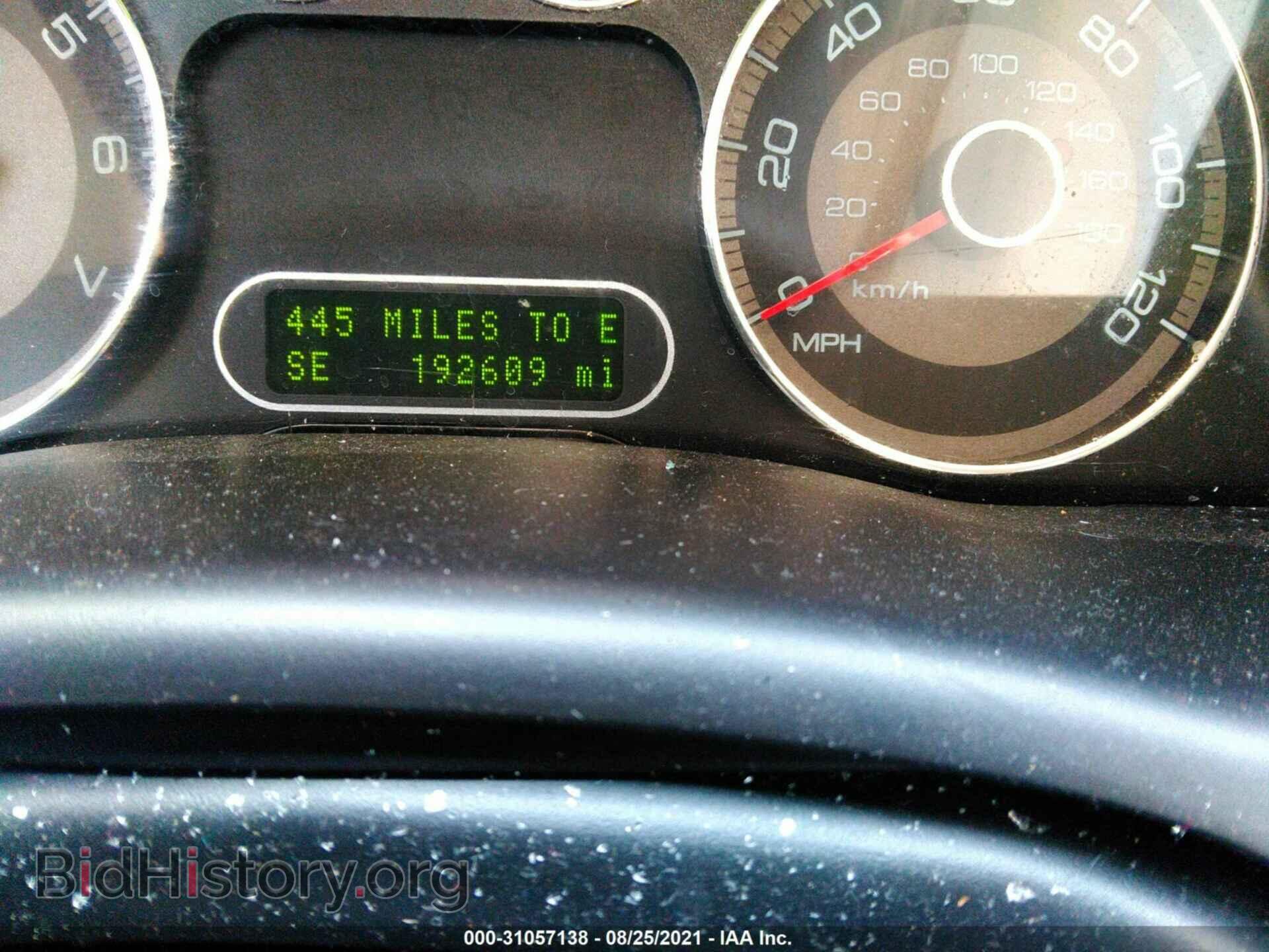 2008 FORD TAURUS X - VIN: 1FMDK02W68GA41549 - Фото 7